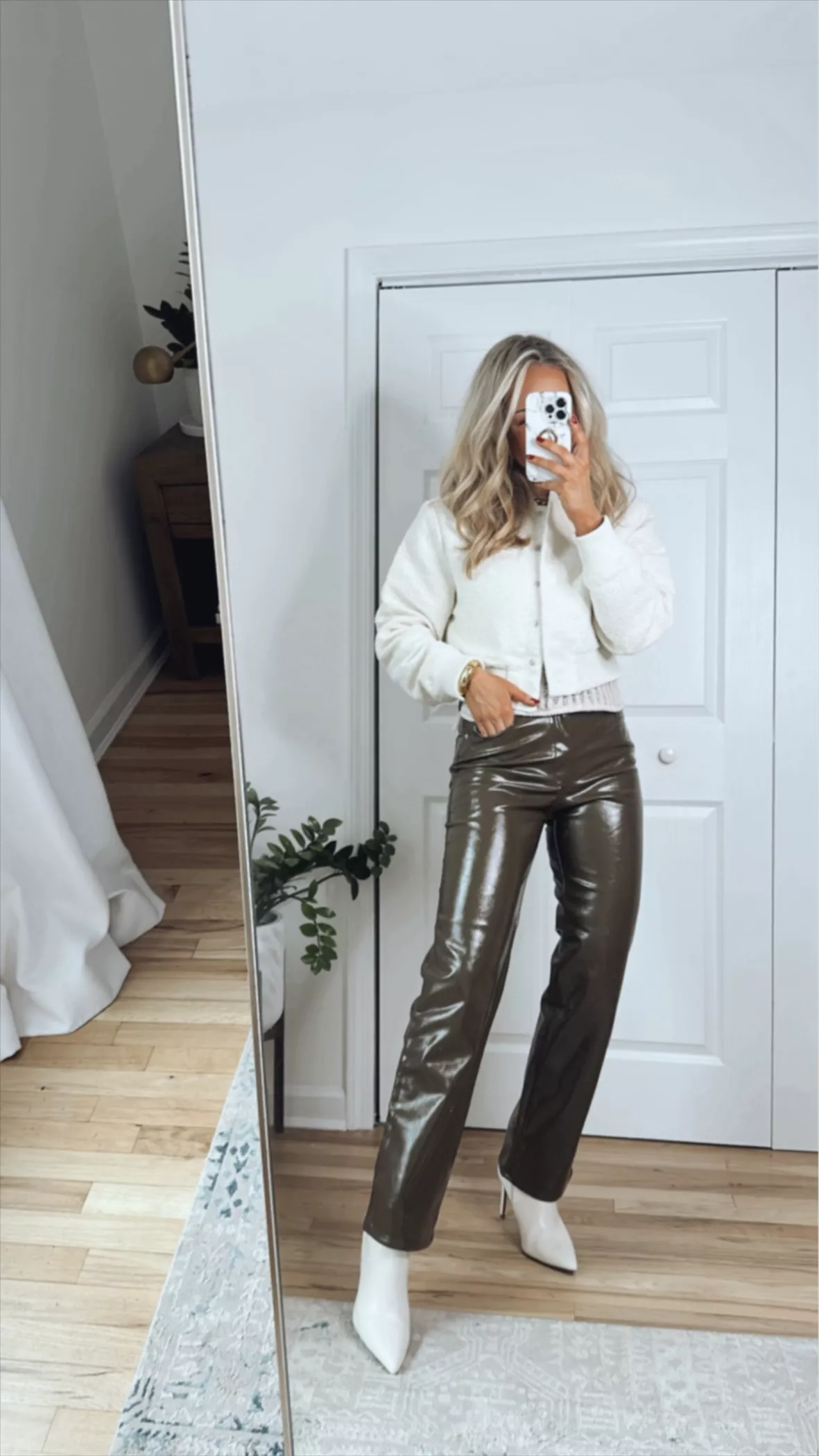 H&M cream white faux leather leggings