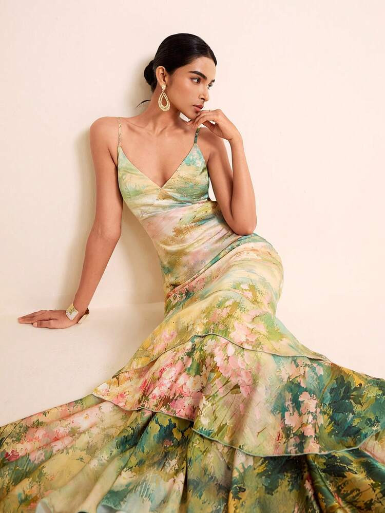 LOTSLUV Women's Spring/Summer Vacation V-Neck Spaghetti Strap Fitted Multi-Layer Ruffle Hem Blurred Print Elegant Dress Party Green Floral | SHEIN