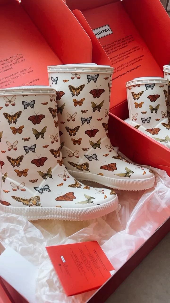 RO’s first hunter boots 🦋

#LTKKids #LTKSeasonal #LTKBaby