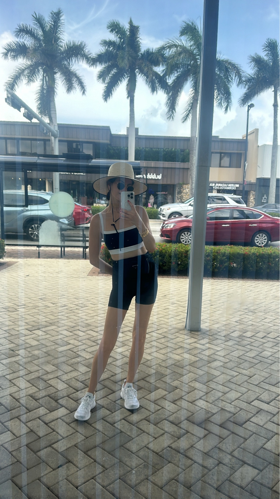 In love with this comfy workout fit ❤️

Summer fashion - Mom outfits - Workout top - Biker shorts - Summer hat - Sunglasses - Outfit inspo 

#LTKStyleTip #LTKFitness #LTKSeasonal