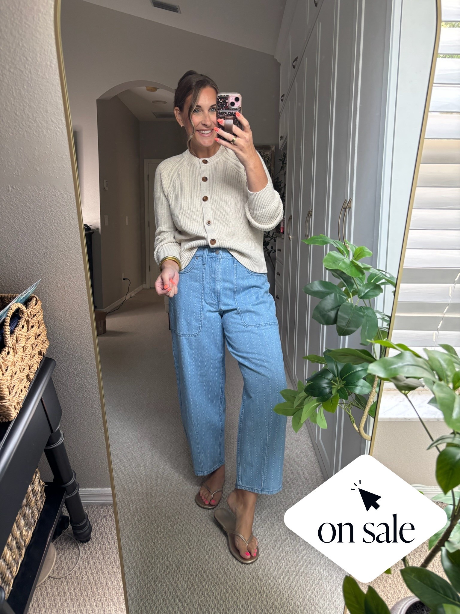 The cutest outfit for transitioning into fall!!!🤎🍂 this cardigan is so soft & my pants are on sale!

#LTKootd #LTKSaleAlert #LTKSeasonal