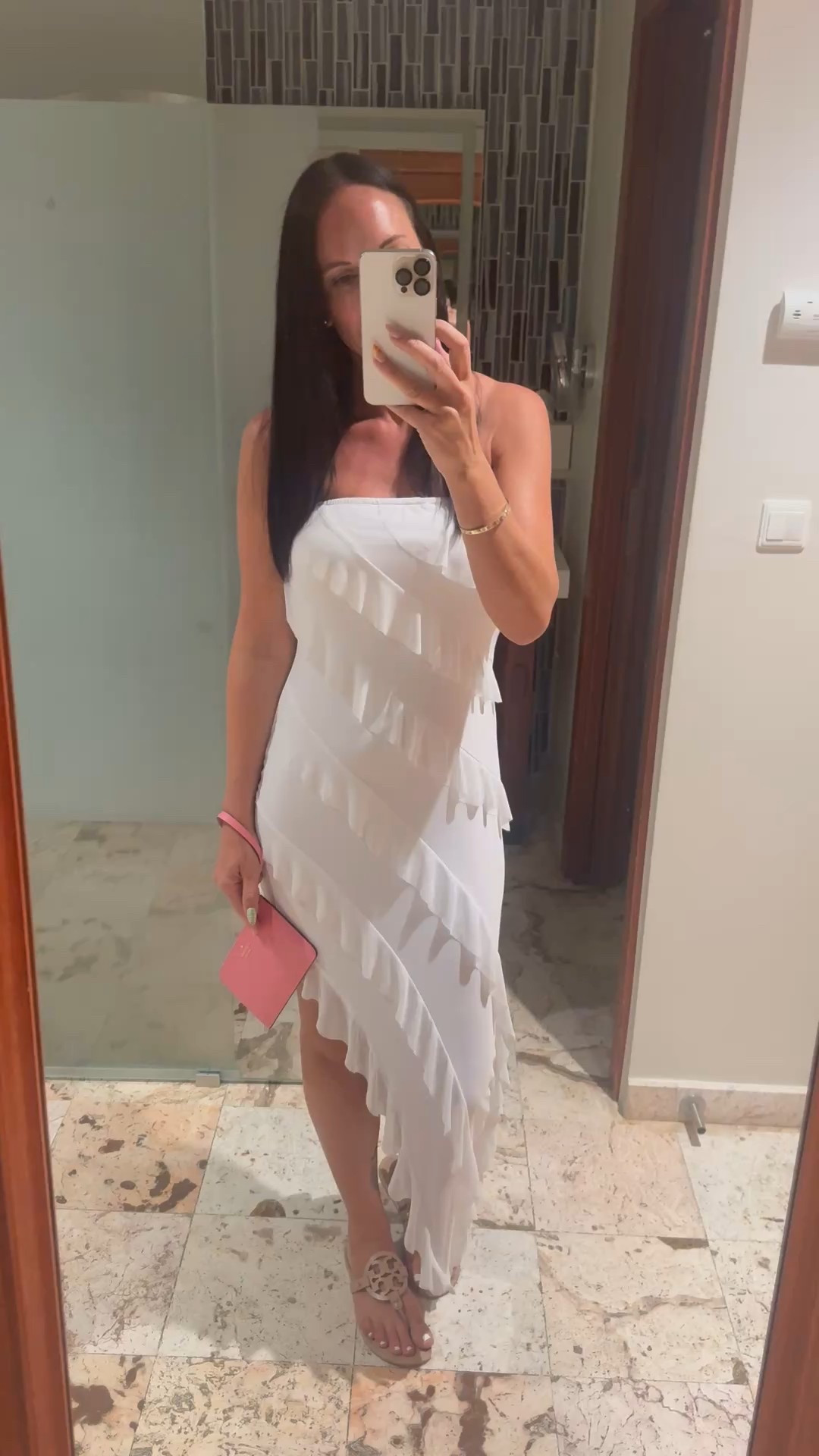 What I wore to silent disco night / white party last night on vacay 🤍

#ltkitstyle #ltkfashion #ltkfinds #amazonfashion #amazonoutfit #vacationstyle #whitepartyoutfit #resortwear #vacaystyle #momstyle #vacationlook #amazonfinds #summerstyle #ootd #beachvibes #islandstyle #amazonfashionfinds


#LTKStyleTip #LTKFindsUnder50 #LTKTravel