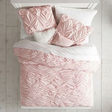 Blush Whimsical Waves Recycled Microfiber Comforter - Get The Look

Sustainably Sourced 
Handcraf... | Pottery Barn Teen