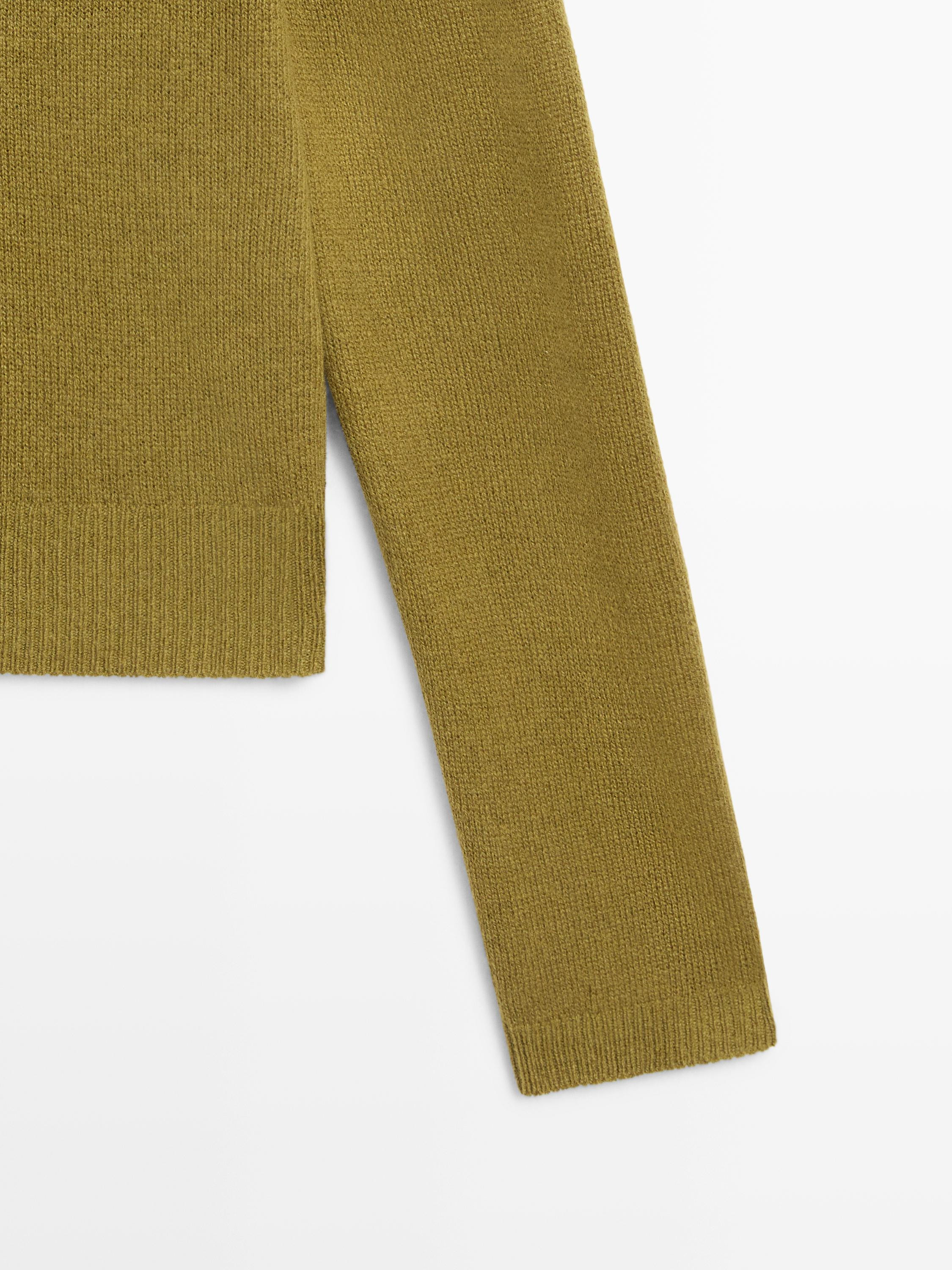 Strick-Cardigan mit stoffbezogenen Wollknöpfen | Massimo Dutti DE