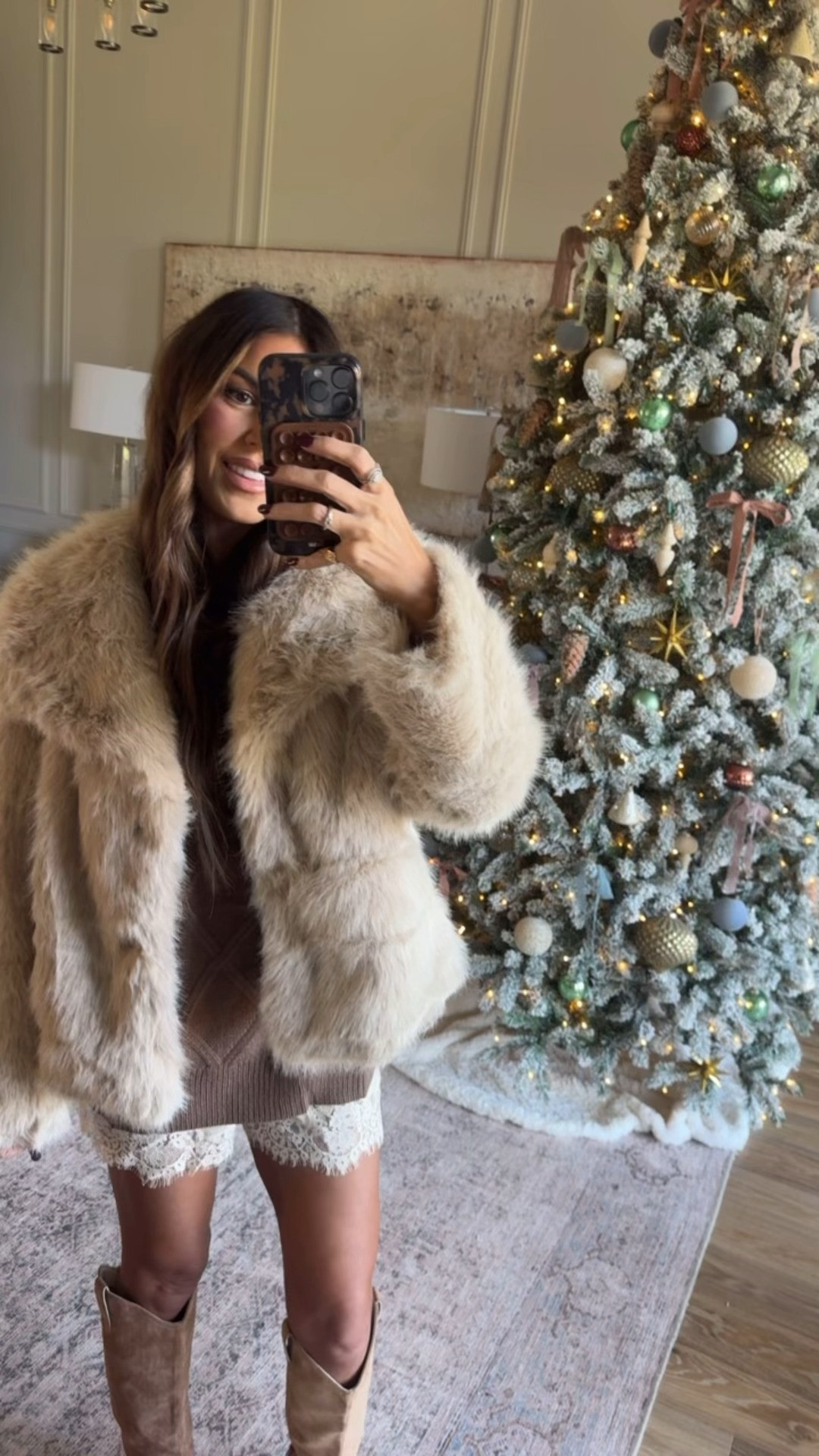 the perfect holiday outfit staples


wearing a small in the shorts and a medium in the coat + sweater! 

 #LTKHoliday #LTKSeasonal #LTKStyleTip