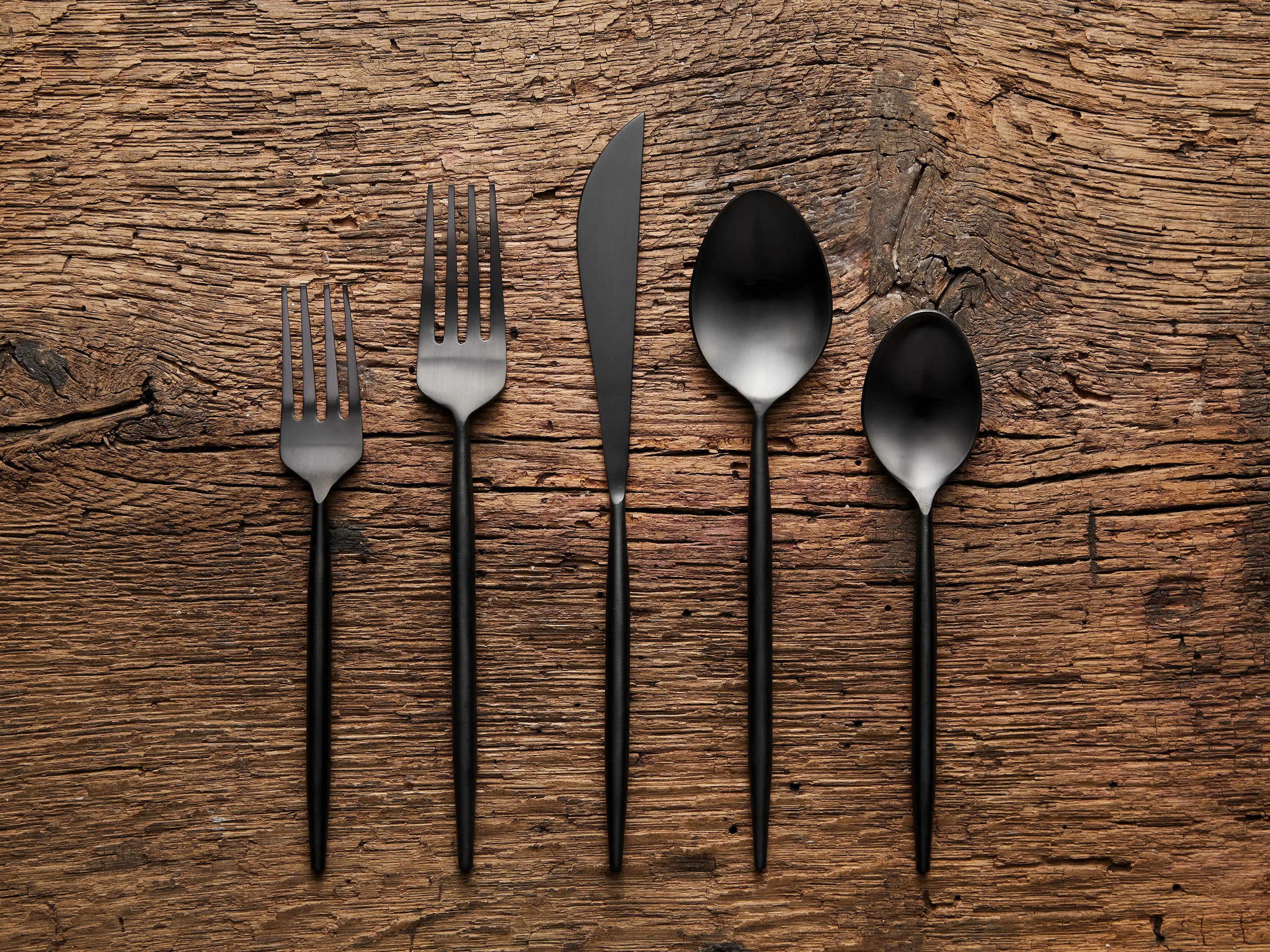Midnight Five Piece Place Setting | Arhaus