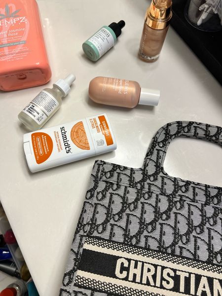 What's in your bag for q festival?  Stay tuned for part two!! 
