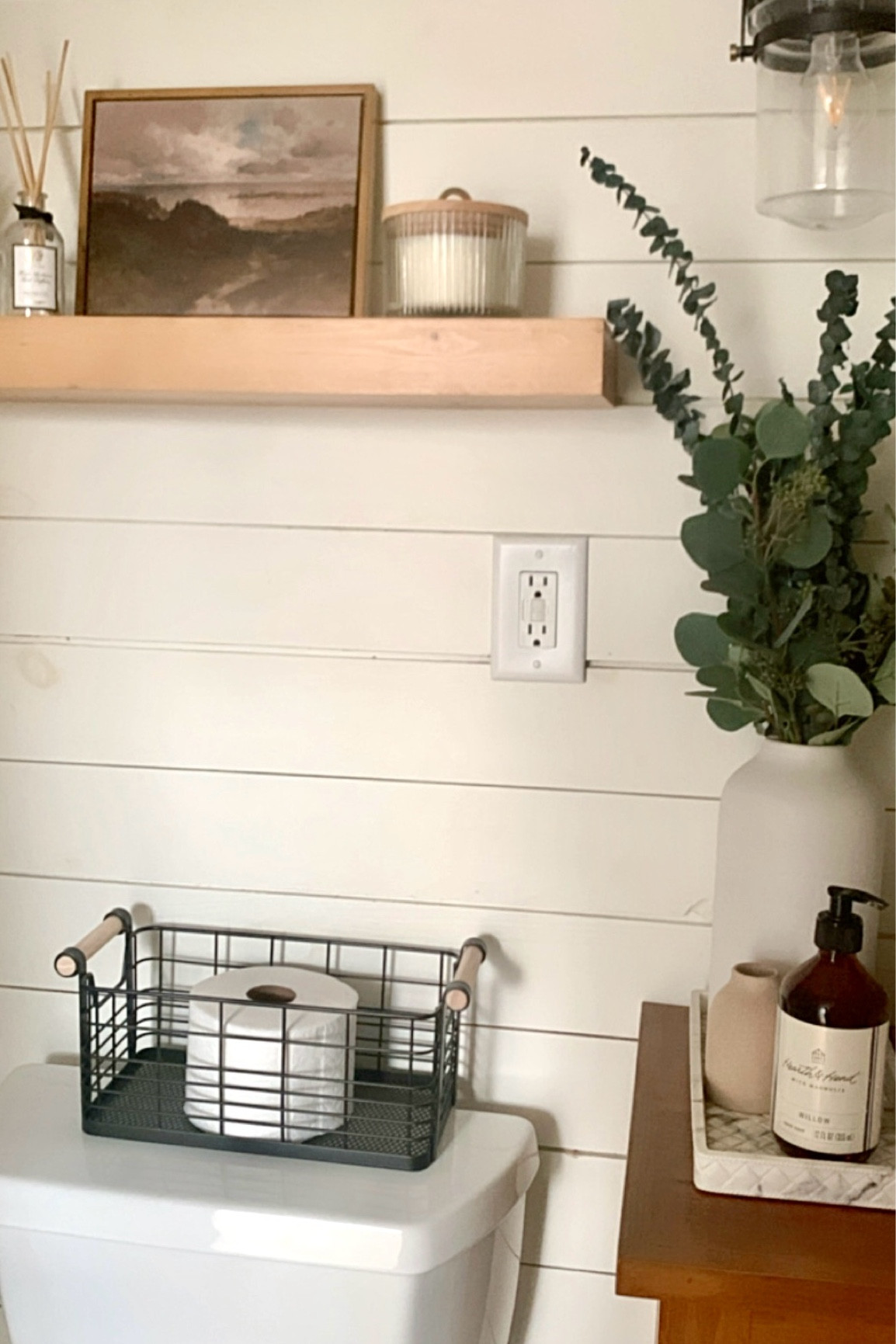 Half Bath Decor

Modern farmhouse half bath, shiplap, shiplap walls, bathroom, powder room, open shelf, candles, storage, wall decor, diffusers, amazon deals, Amazon home, amazon finds, target deals, target finds, target home, studio McGee, threshold, magnolia, hearth and hand, Joanna Gaines, vases, greenery, eucalyptus, bathroom vanity, bathroom decor, bathroom styling, half bath ideas, home decor 

#LTKHome #LTKFindsUnder50 #LTKStyleTip
