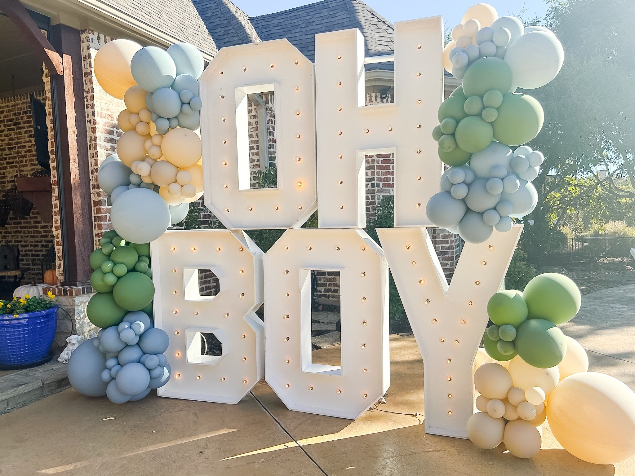 Baby Shower Set Up

Baby shower  baby shower decor  baby showers  boy baby shower  pastels  spring party  pastel balloons   Balloons  landpartyrentals 

#LTKHome #LTKParties #LTKBaby