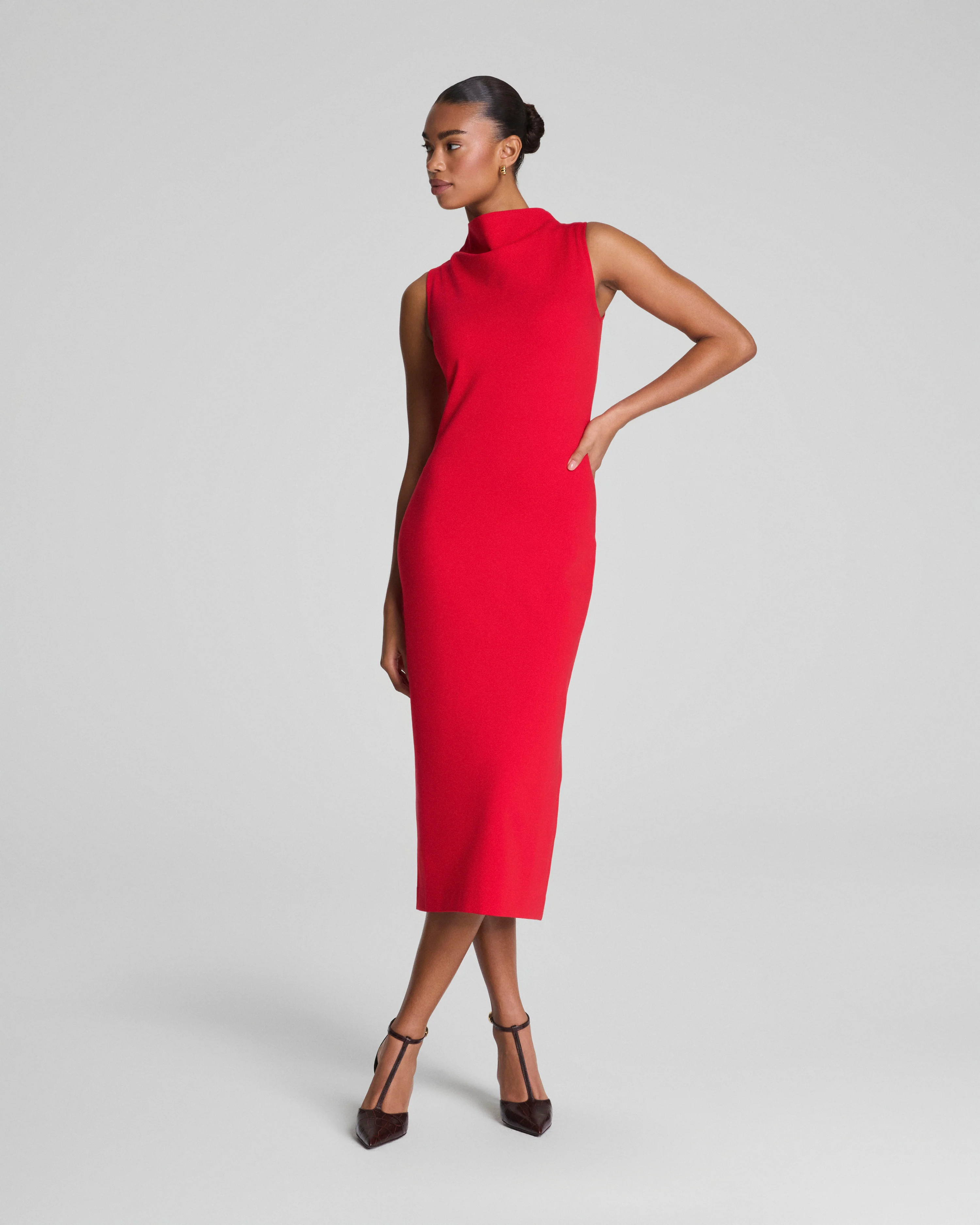 SPANX® Ponte Sleeveless Midi Dress$168.00USD | Spanx