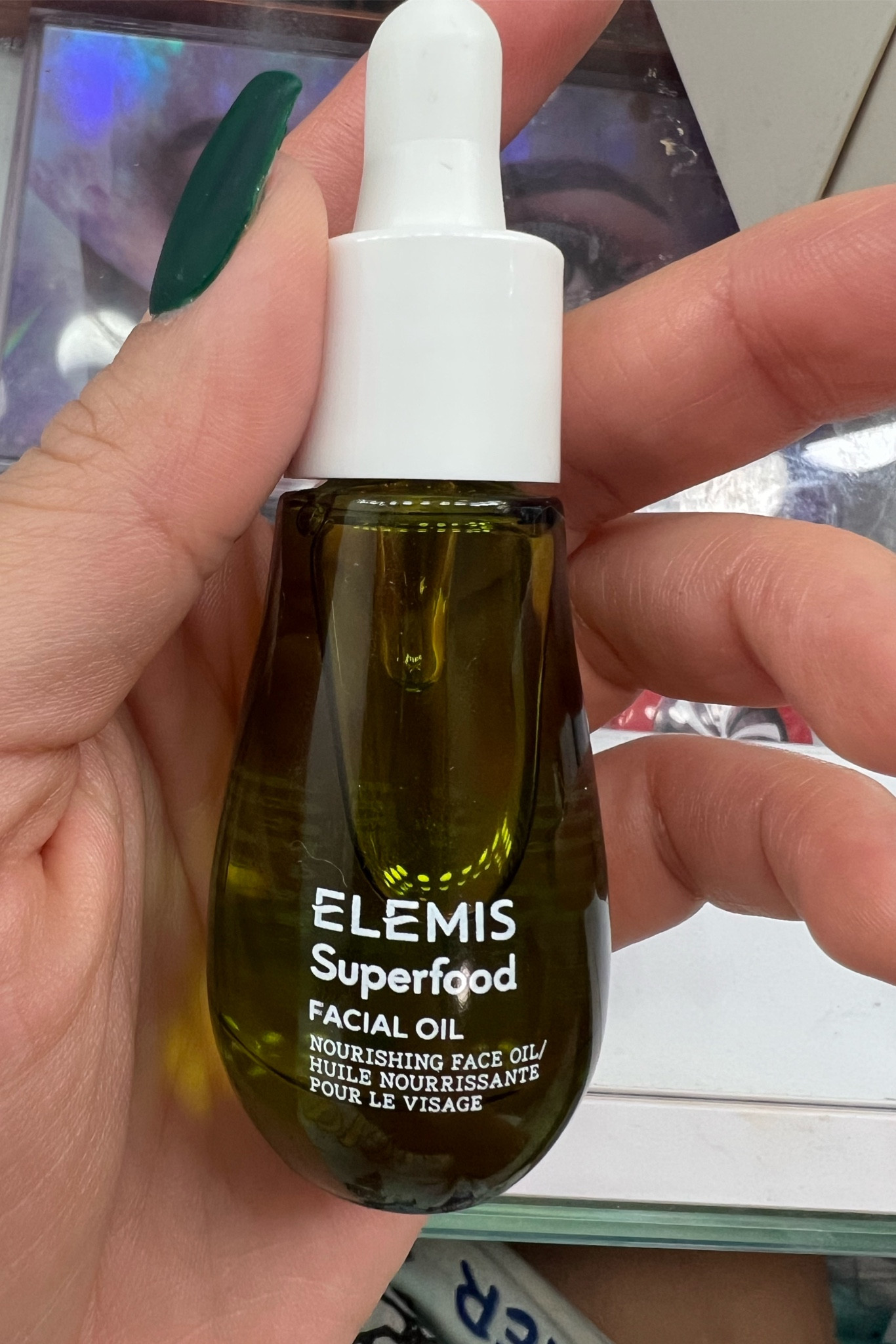 Nourishing face oil has my skin looking sooo good! 