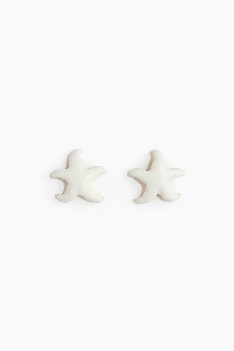 Starfish-shaped earrings | H&M (UK, MY, IN, SG, PH, TW, HK)