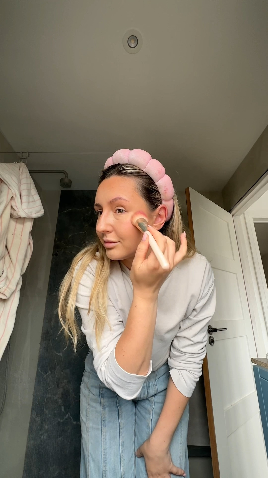 Grwm to survive another day in my 20’s #grwm #everydaymakeup

#LTKbeauty #LTKuk #LTKsummer