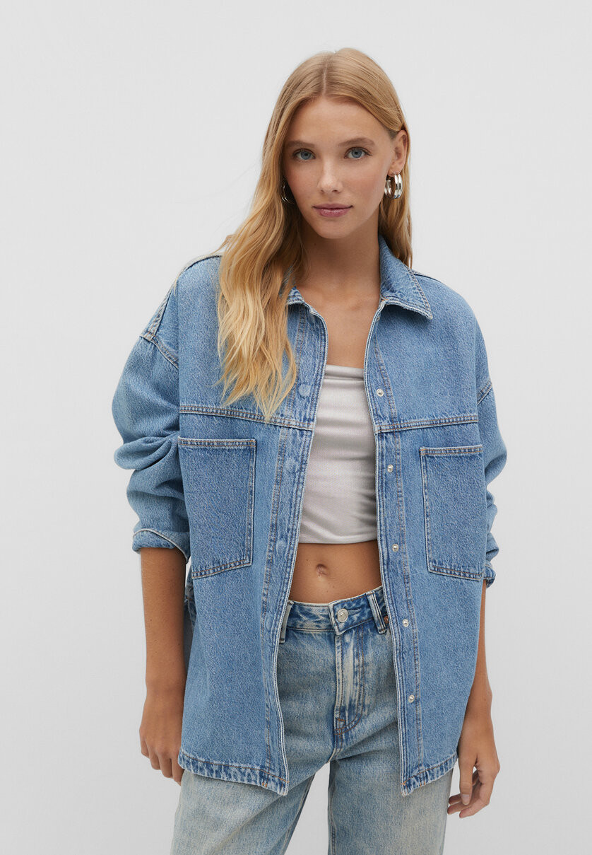 Oversize denim overshirt - Women's fashion | Stradivarius United Kingdom | Stradivarius (UK)