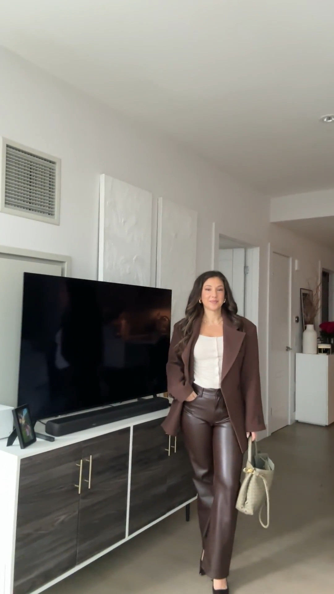Still in all brown but loving it. It will be spring sometime this year. The blazer is source unknown but I’ve linked similar  

#LTKootd #LTKgrwm #LTKSeasonal