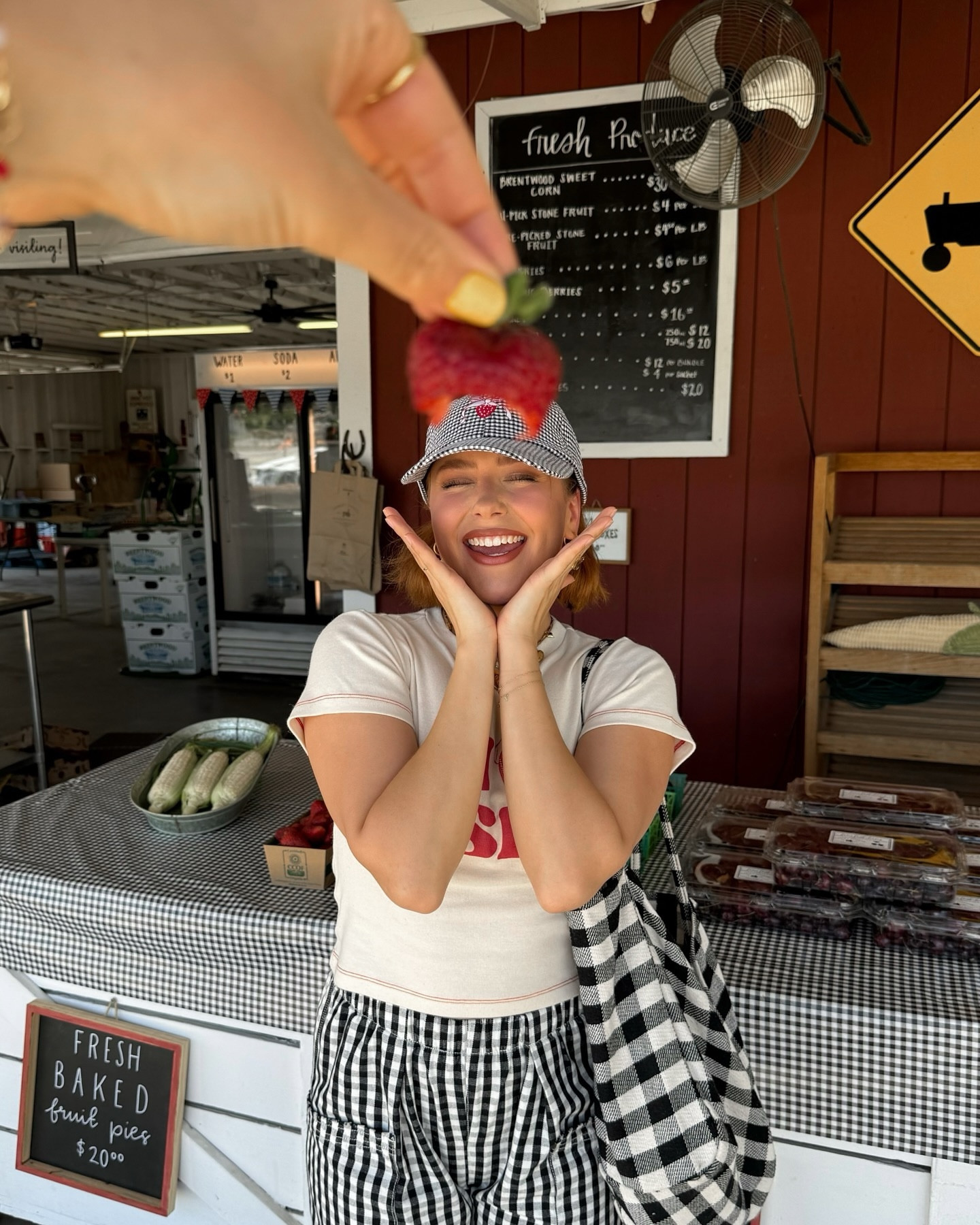 A got a lil hat 🍓👩‍🌾🚜

Top is small biz: @fruitfacesf 
Charm necklace is small biz: @lola.oceania 

#coastalcowgirl #pinterestoutfit #strawberrypicking #summerootd #pintereststyle