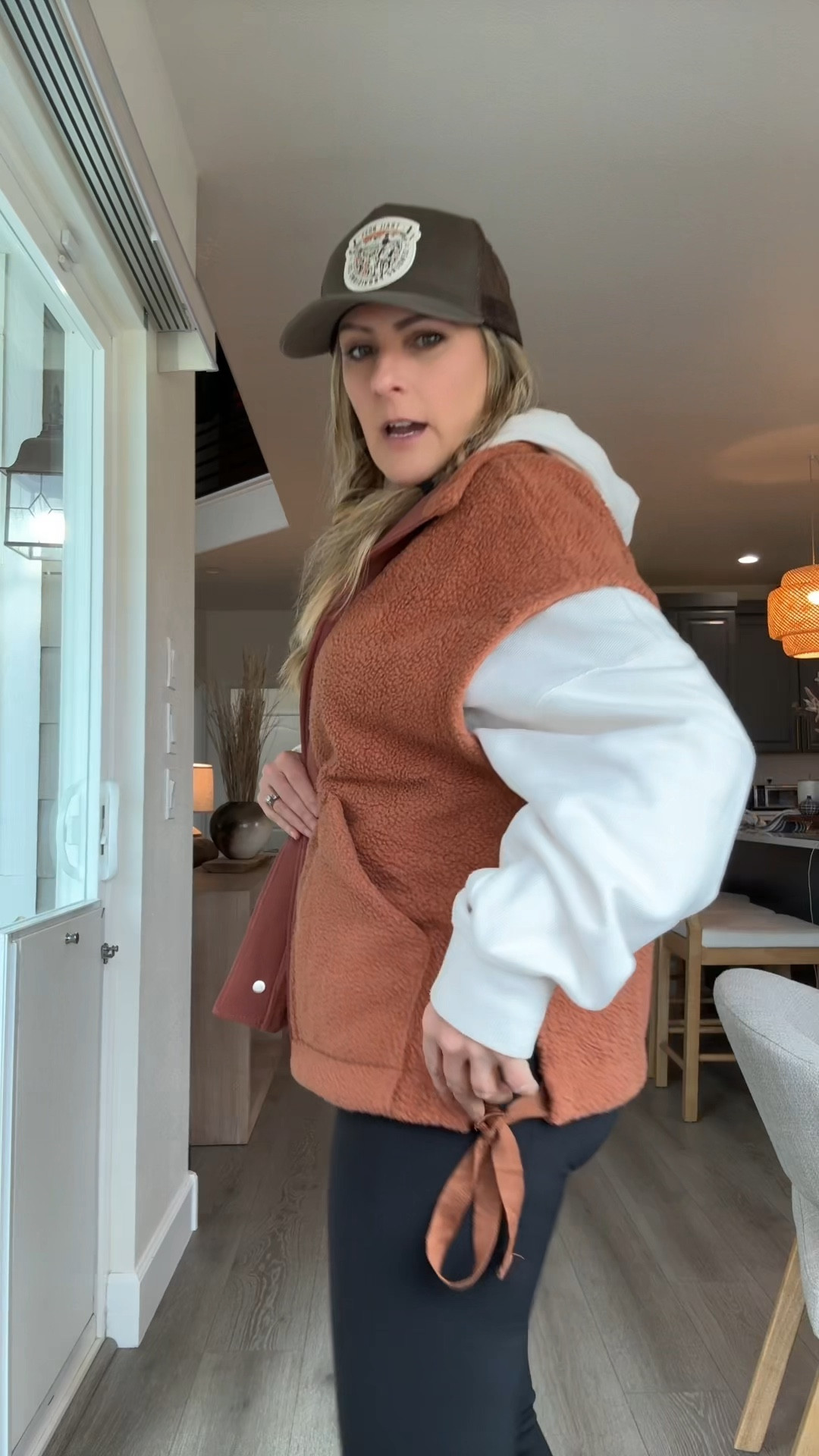 If you are on the hunt for the perfect throw on and go oversized, slouchy, fleece vest for fall. Then look no further. This one from Amazon is a great quality and the cap sleeve detail is so perfect.

#LTKFindsUnder50 #LTKSeasonal #LTKStyleTip