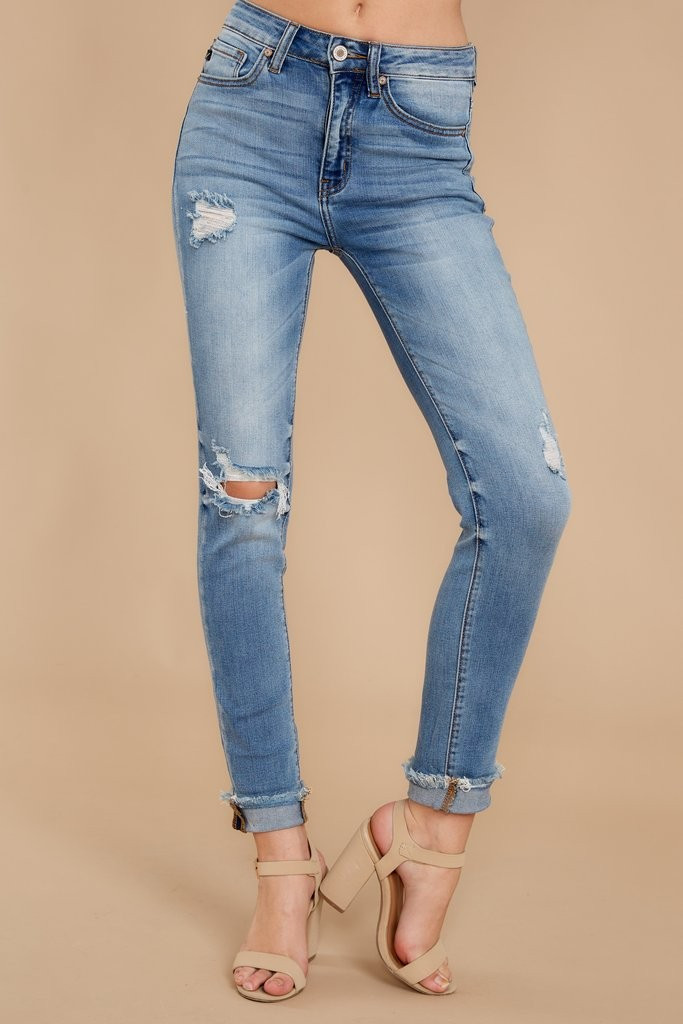 Find Me In LA Light Wash Distressed Skinny Jeans | Red Dress 