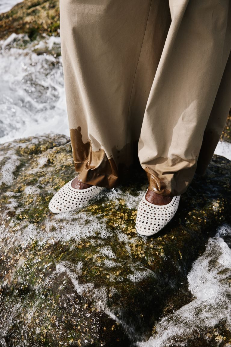 Perforated Flats - Cream - Ladies | H&M US | H&M (US + CA)