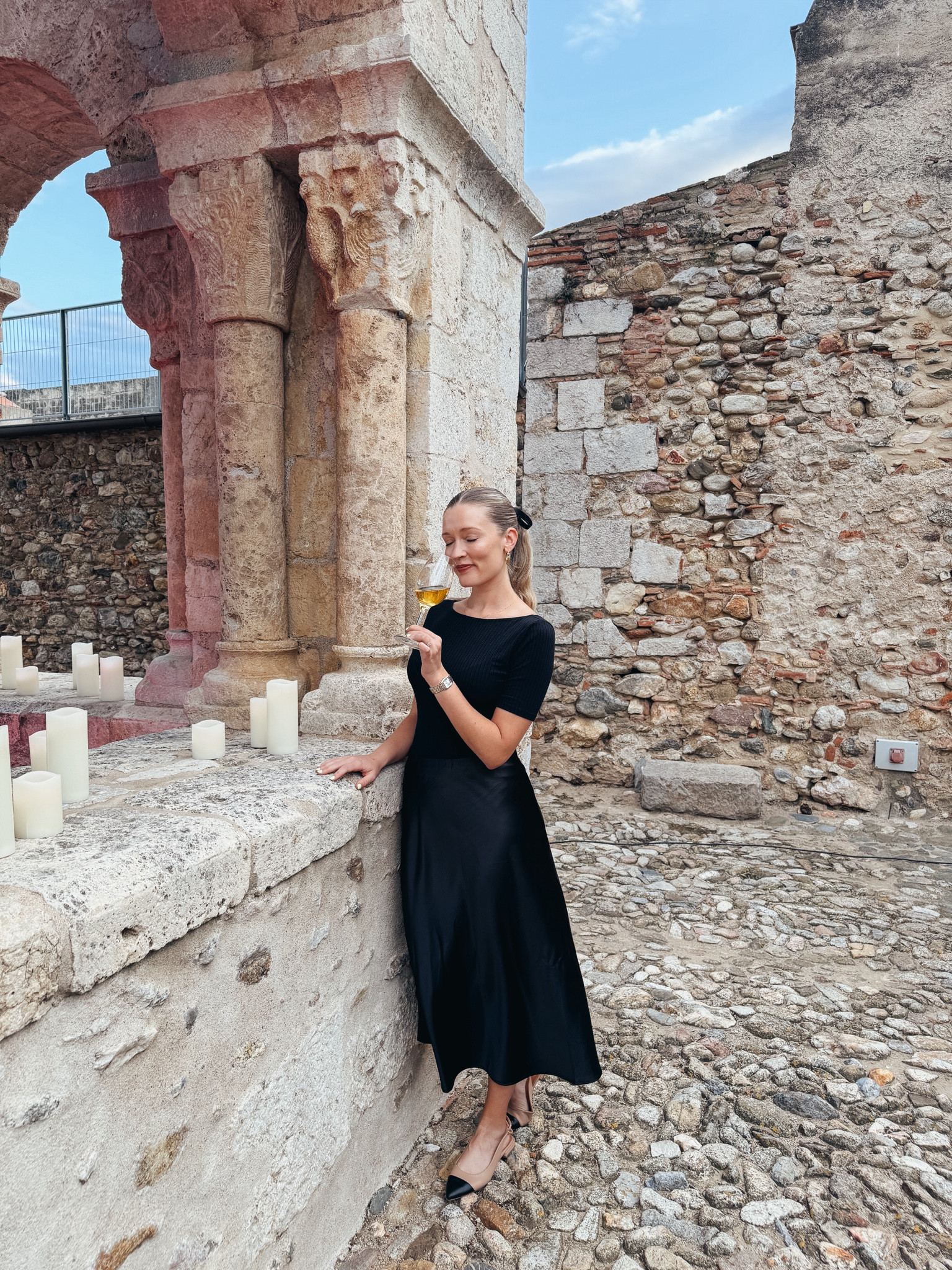 Wine tasting outfit, Amazon skirt, all black outfit, little black dress🖤

#LTKFindsUnder100 #LTKTravel #LTKSeasonal