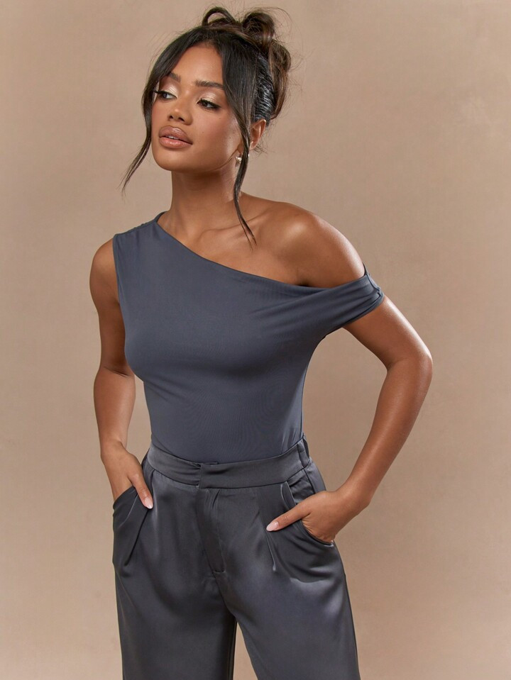 MISSGUIDED Asymmetric Neckline Jersey One Off-Shoulder Bodysuit | SHEIN