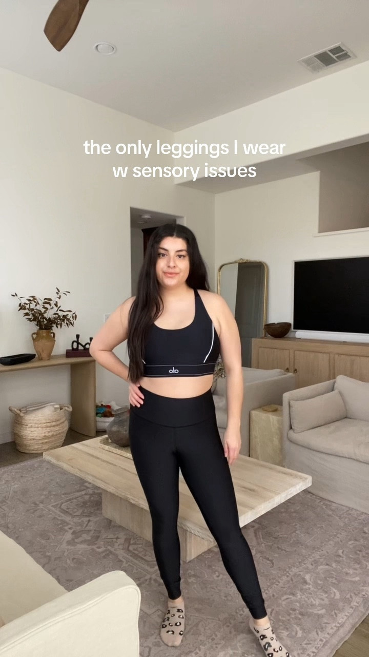 California Winter workout outfit 🌦️ I’m 5'3 and these are the perfect length! 

#size8 #midsize #pilatesset #pilatesoutfit 

#LTKfitness #LTKMostLoved #LTKmidsize