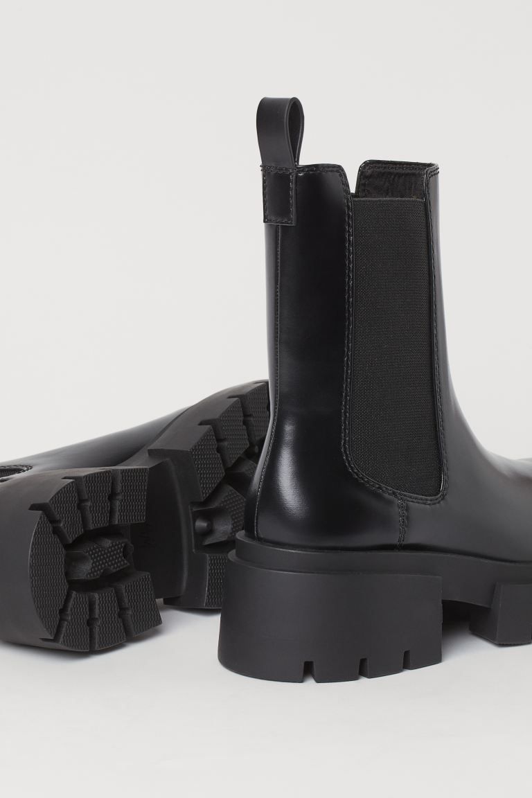 Platform Chelsea boots | H&M (UK, MY, IN, SG, PH, TW, HK)