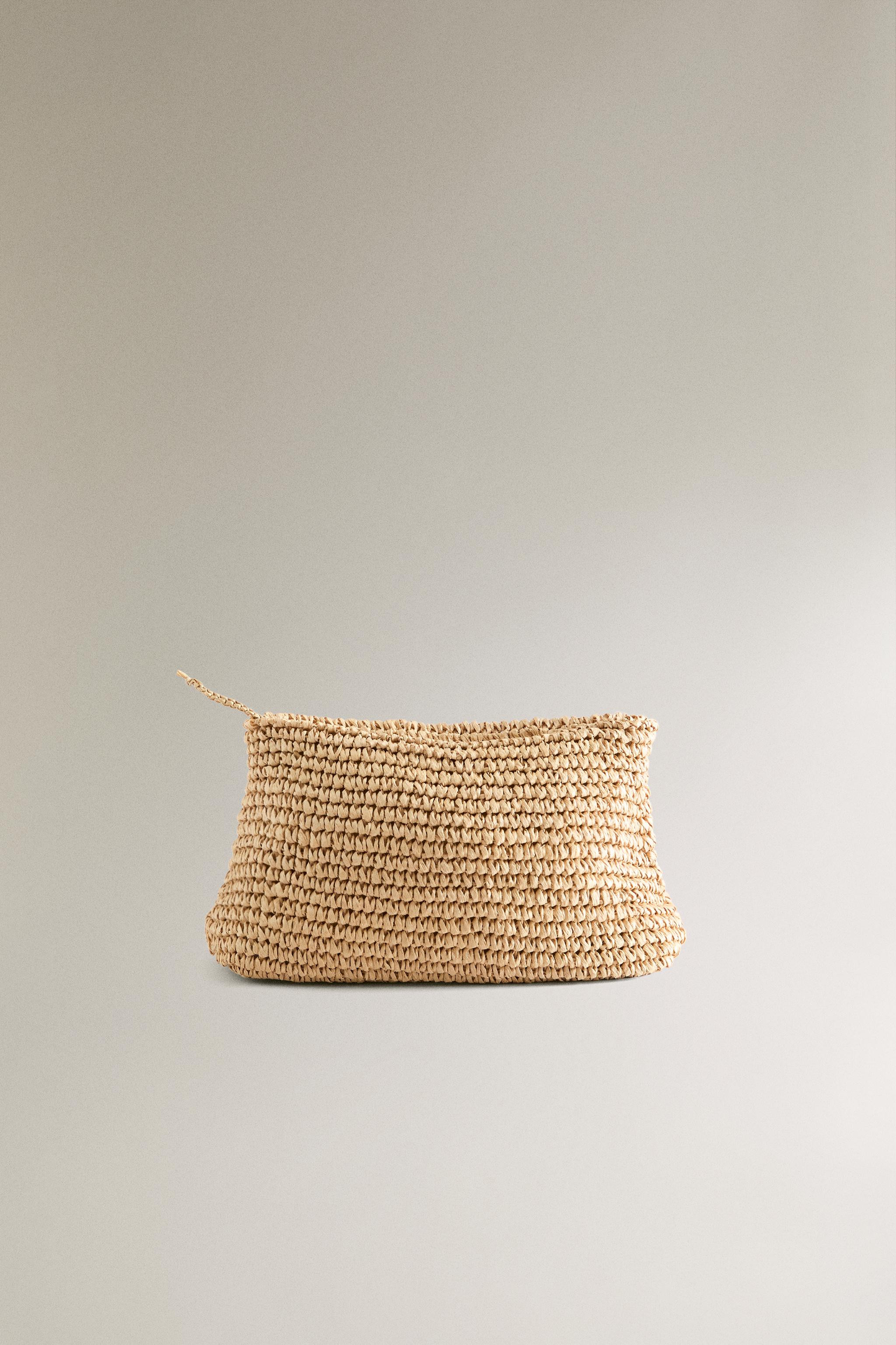 LARGE PAPER MAKEUP BAG | Zara US
