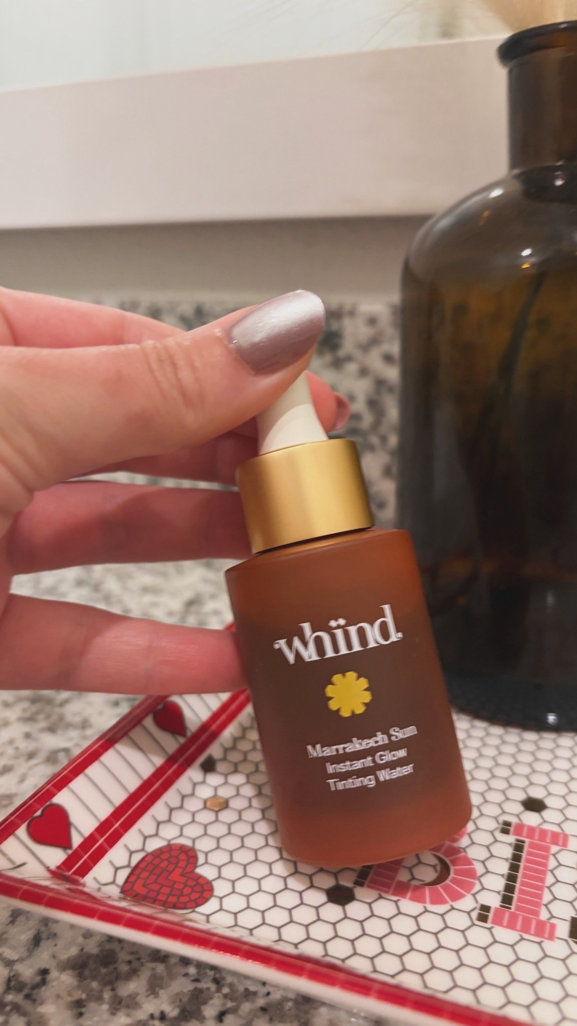 Sun kissed without the sun 🤎☀️
This natural tinting water gives the prettiest, most effortless glow. Super hydrating + buildable, it’s made with prickly pear oil, apricot water, and erythulose. It melts into the skin, absorbs quickly, and leaves you looking warm, hydrated, and sun kissed. 

#Whind #WhindGlow #MediterraneanBeauty #CleanLuxury #GlowEssentials #SunlessRadiance #ElevatedBeauty #LtkBeauty

#LTKgrwm #LTKBeauty #LTKselfcare