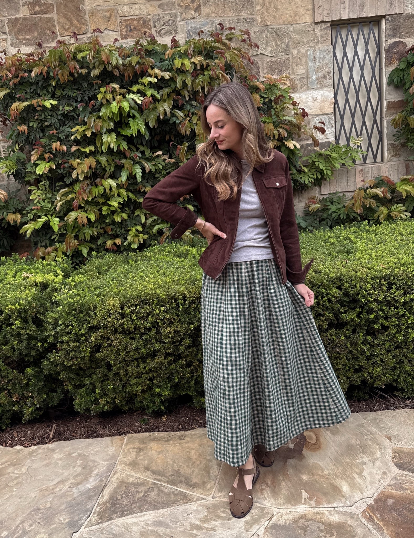 Gorgeous suede chocolate brown jackets wearing a small. Handmade skirt. 