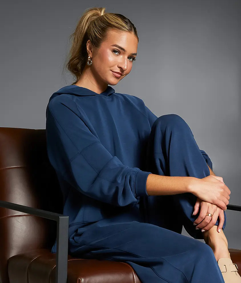 Tonal Seamed Hoodie | Buckle