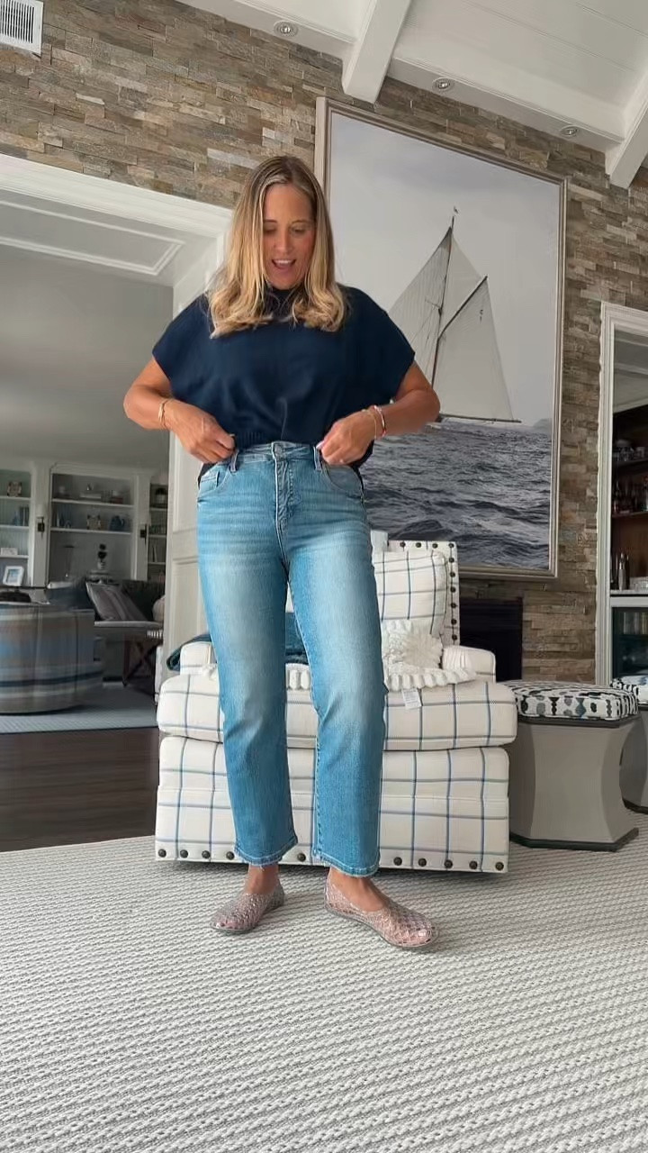 Love a dolman sweater.

#LTKootd #LTKOver40