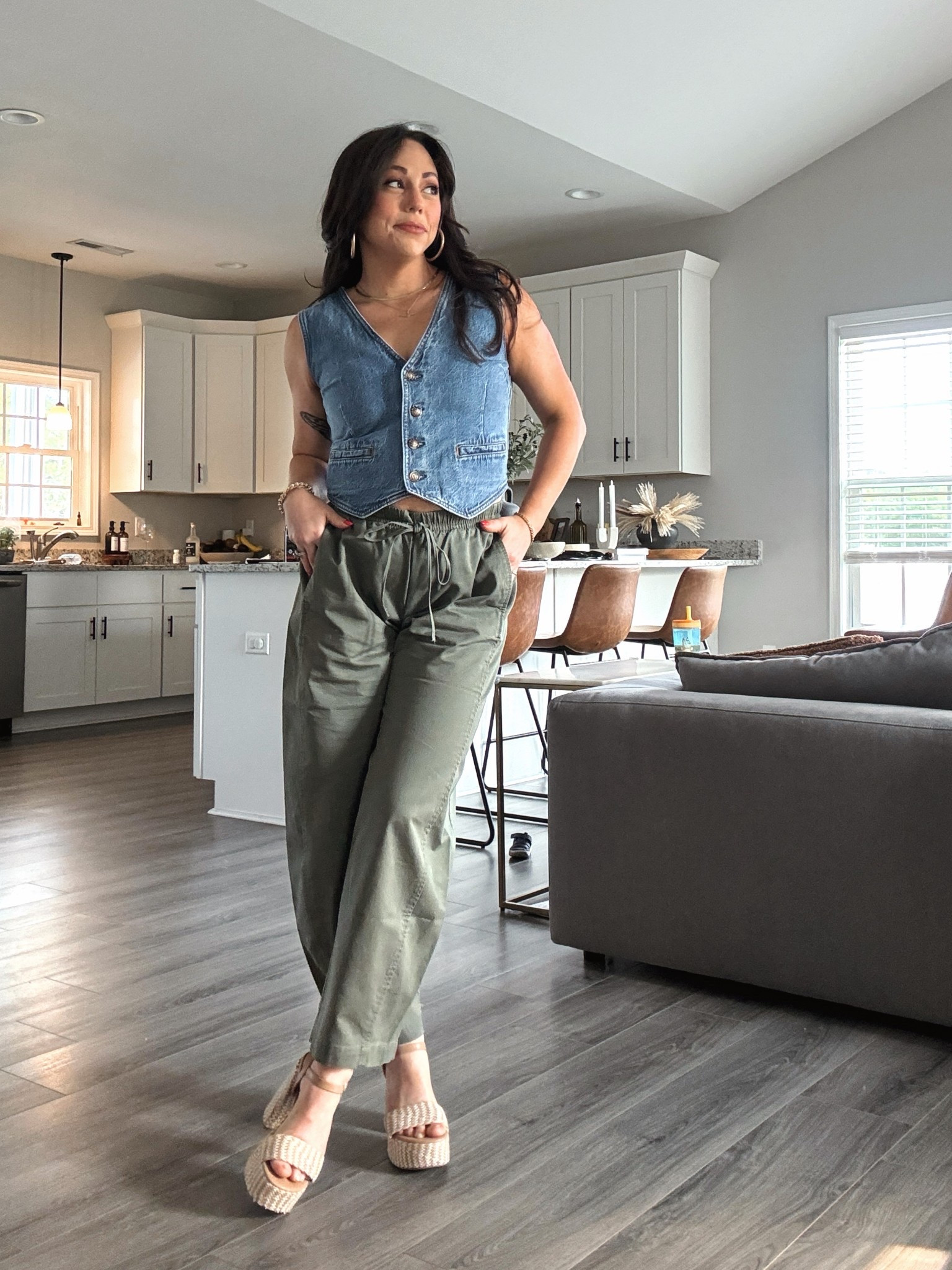 I’m 5’0” and 124lbs | athletic build. 

White Top: small
Denim Vest: XS
Barrel Pants: XS short
Sweat Pants: XS short
Shoes are from Target but unfortunately no longer available. 