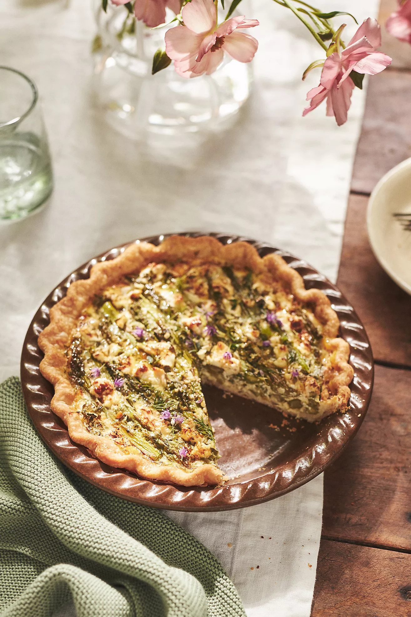 Farmhouse Pottery Agrarian Pie Dish | Anthropologie (US)