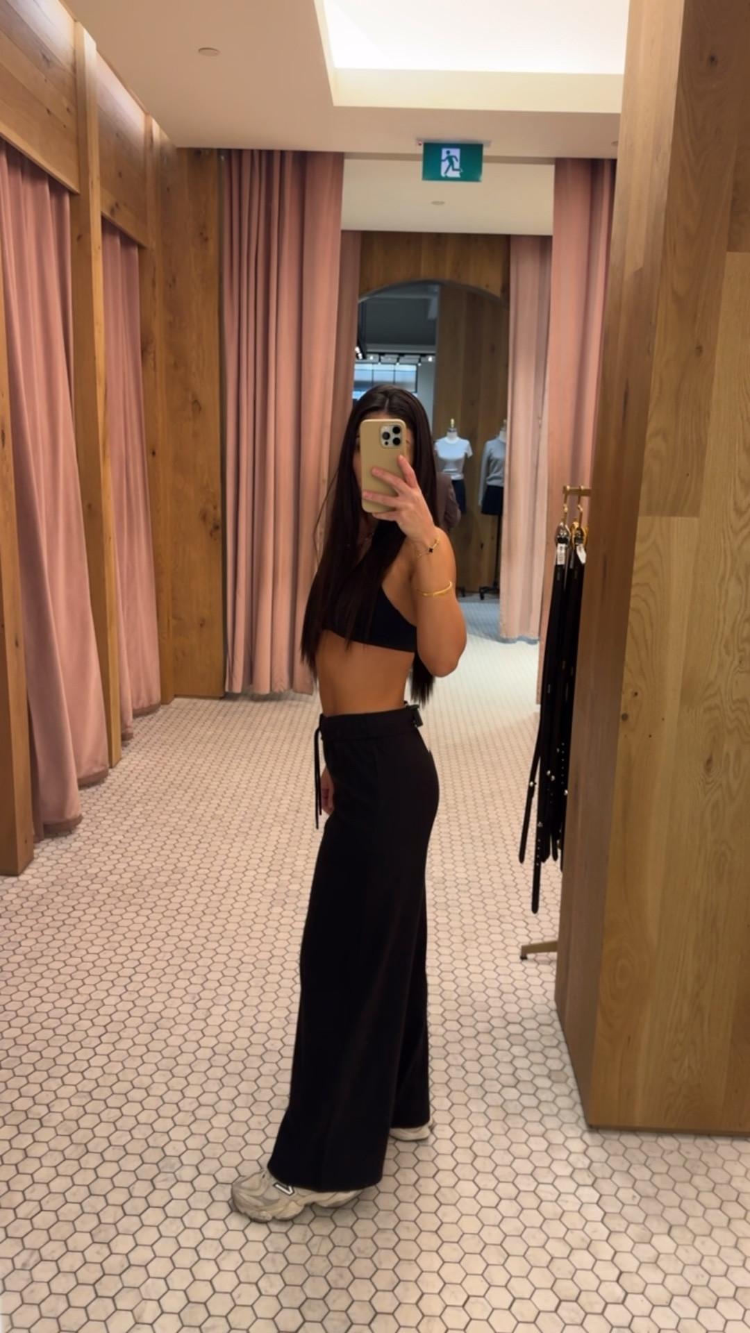 I’m going to need in every colour 😍

#LTKcanada #LTKfall #LTKstyletip