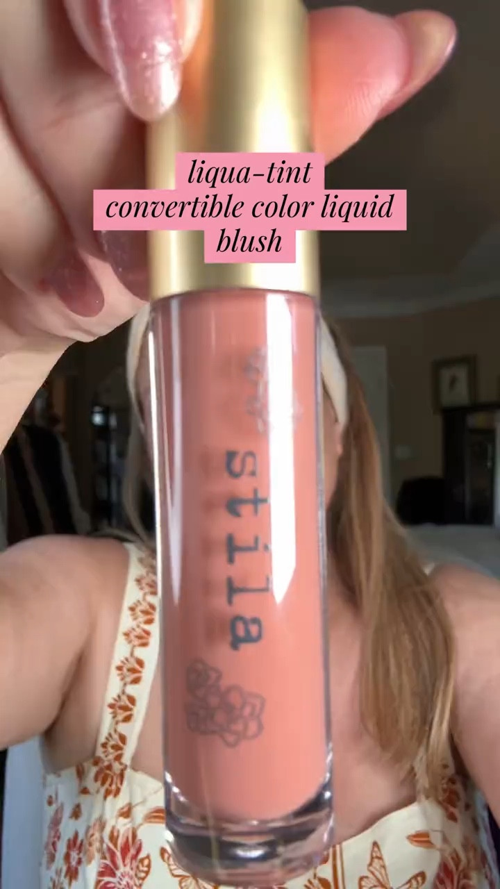 This is a liquid blush you can trust the NEW Convertible
Color Nourishing Liqua-Tint in Tawny
Tulip.
@Stila Cosmetics
#Blush #stilacosmetics #liquidblush