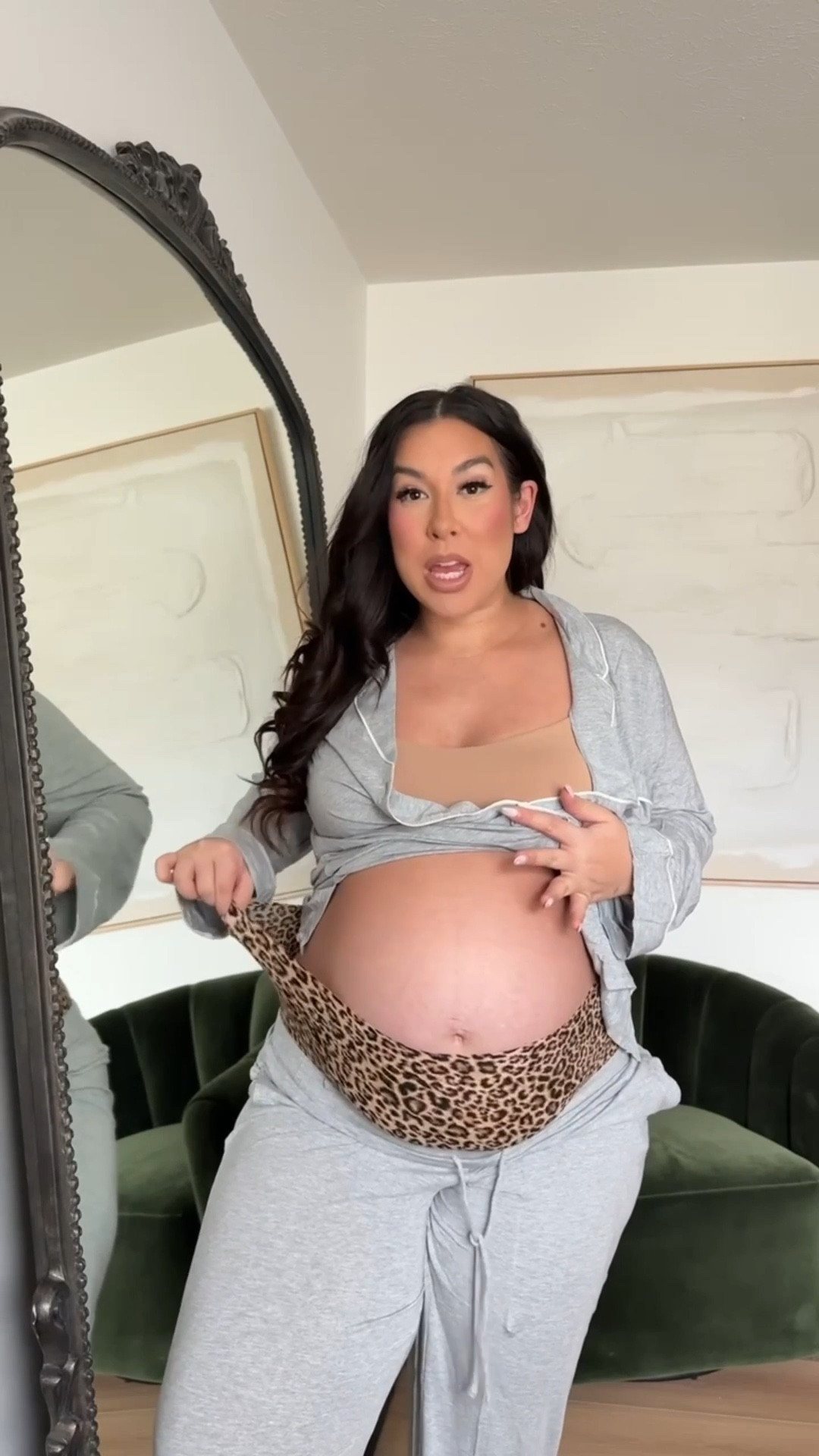 Victoria’s Secret round up! My favorite pjs, undies, and nursing bras! Size XL long pjs, size XL undies, size 40C bras @victoriassecret #VSPartner
-
-
-
Maternity clothing, nursing bras, supportive underwear, pregnancy friendly undergarments 