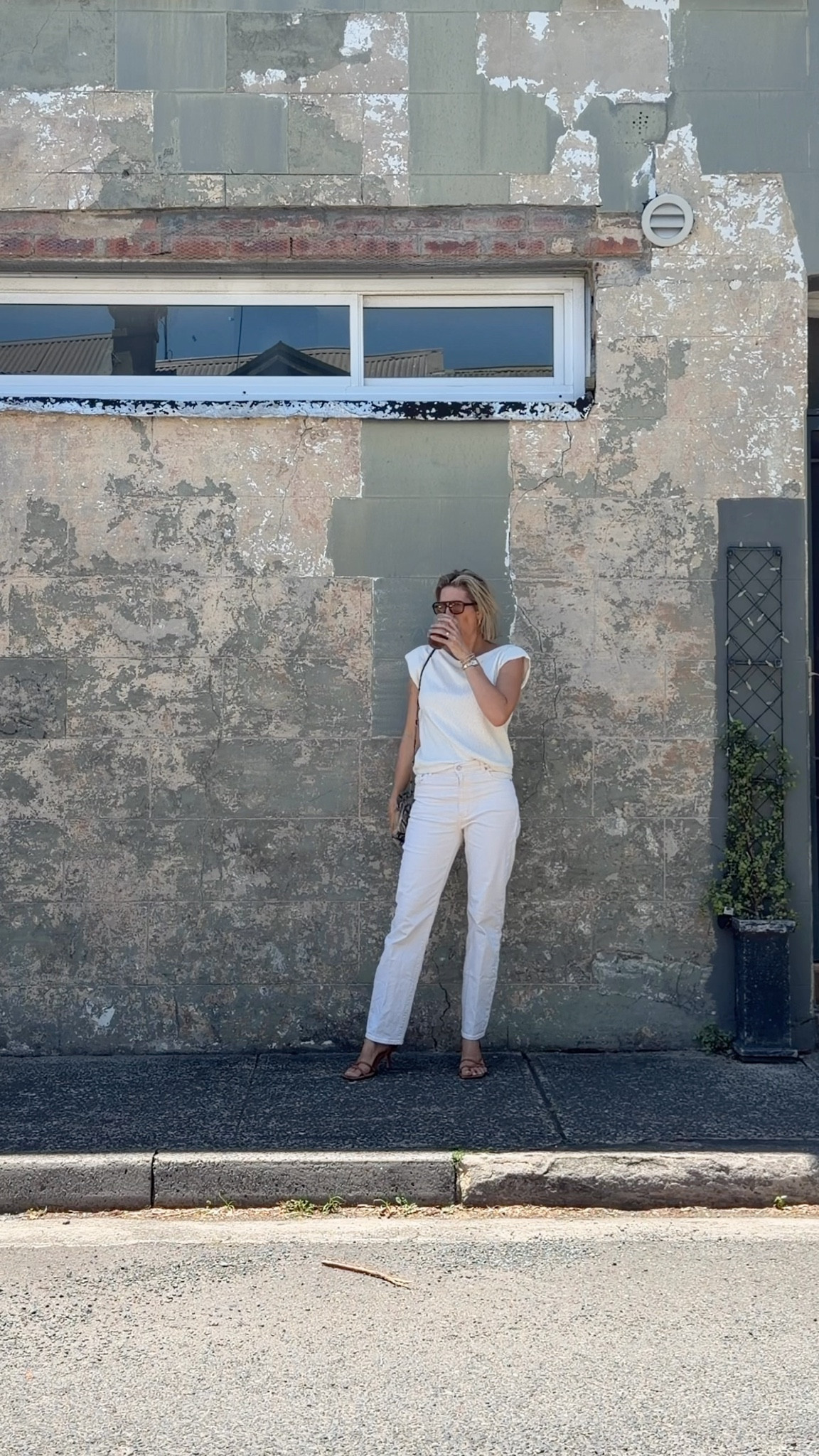 THIS knot top is now 25% off!! It’s 100% cotton and so soft, and comes in chocolate. Old white jeans and tan shoes but I’ve linked similar! 

#LTKsummer #LTKaustralia #LTKjeans