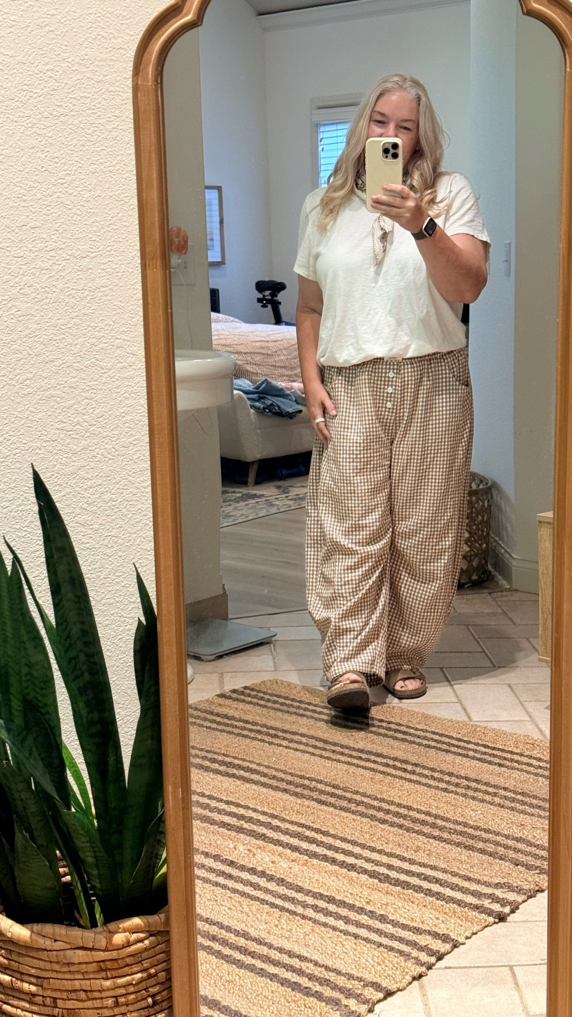 This could be my Summer Uniform!! So easy and comfortable! Wearing a size large! #ginghampants #barrelpants #summeroutfitinspo

#LTKSeasonal #LTKOver40 #LTKootd