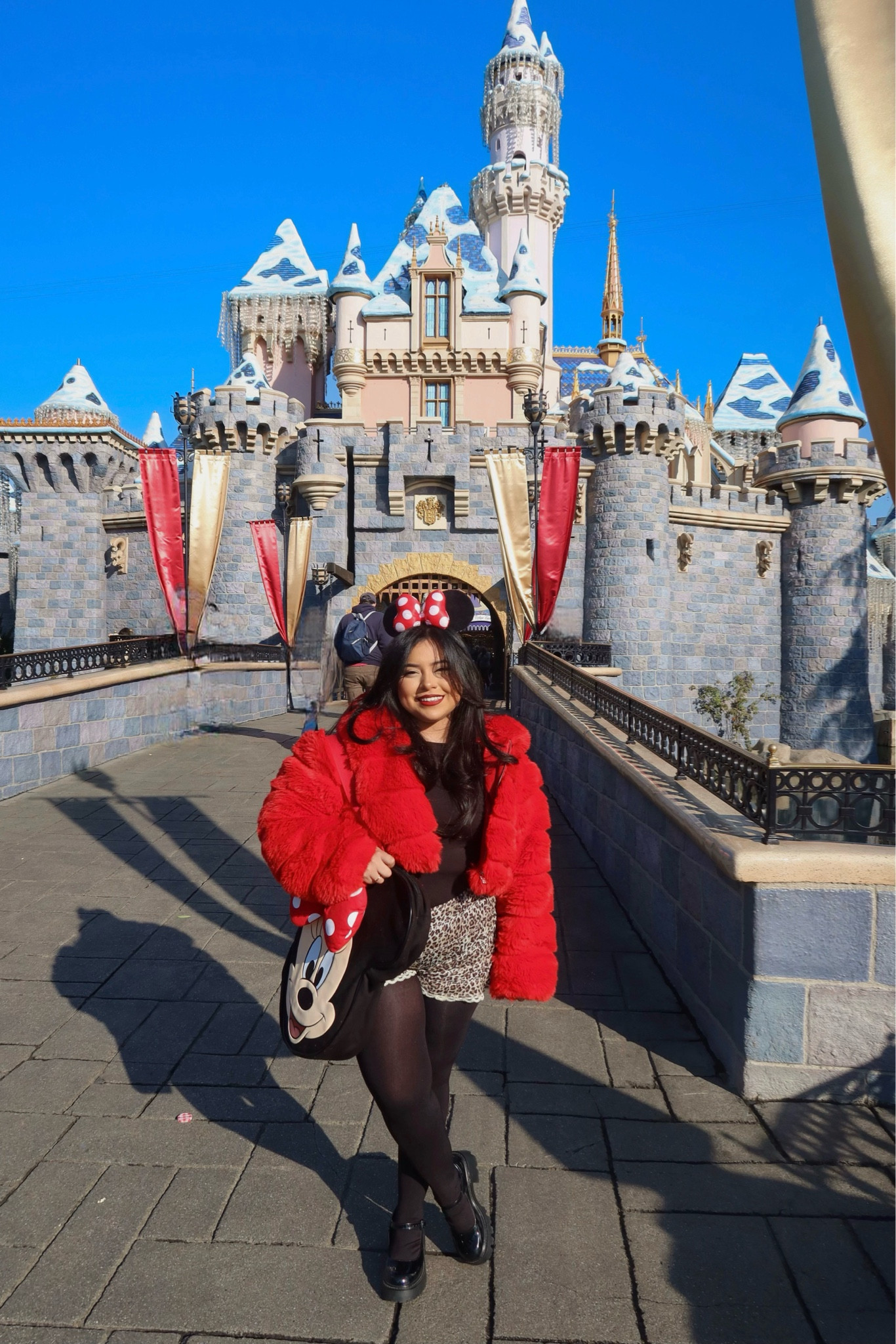 Disney It Girl Outfit 💓 #Disneyland #Disney #DisneyOutfit

#LTKMidsize #LTKStyleTip