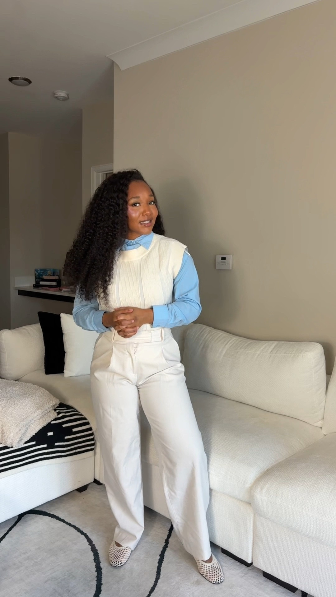 Day 1/10 work outfits 🤍

Top: @Charlotte Russe Clothing 
Sweater Vest: @Nickindra Merdeia closet
pants + shoes: @H&M 
Scent: @Burberry @Five Below 

#LTKootd #LTKWorkwear #LTKgrwm