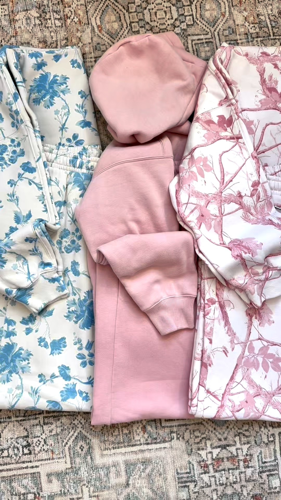 🙌🏻 Woo hoo! I’ve got a stacking code for Abercrombie Black Friday! Abercrombie is already 20-5”% off (Kids 40%) + CYBERAF takes another 15% off! My teen is OBSESSED with these sets! I ordered the Gray Floral for myself!


#LTKmomlife #LTKCyberWeek #LTKSaleAlert