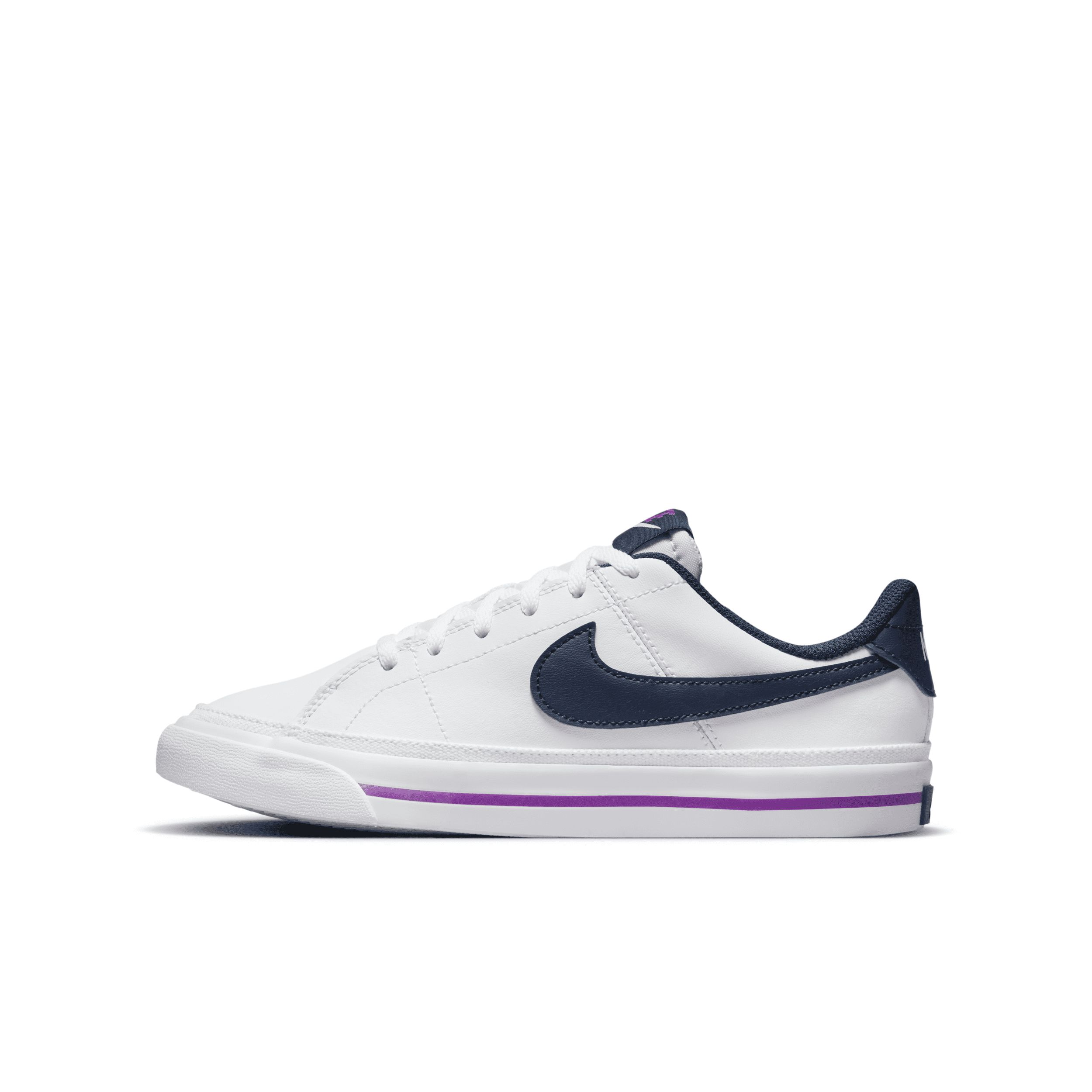 Nike Court Legacy Big Kids' Shoes in White, Size: 5Y | DA5380-117 | Nike (US)