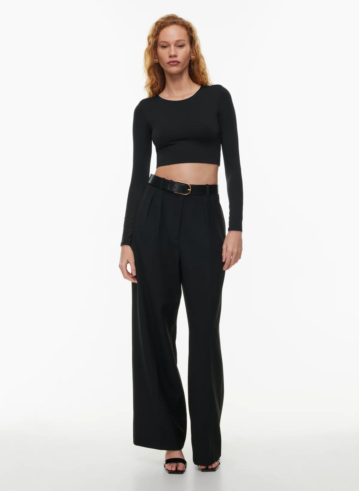 CONTOUR CREW CROPPED LONGSLEEVE | Aritzia