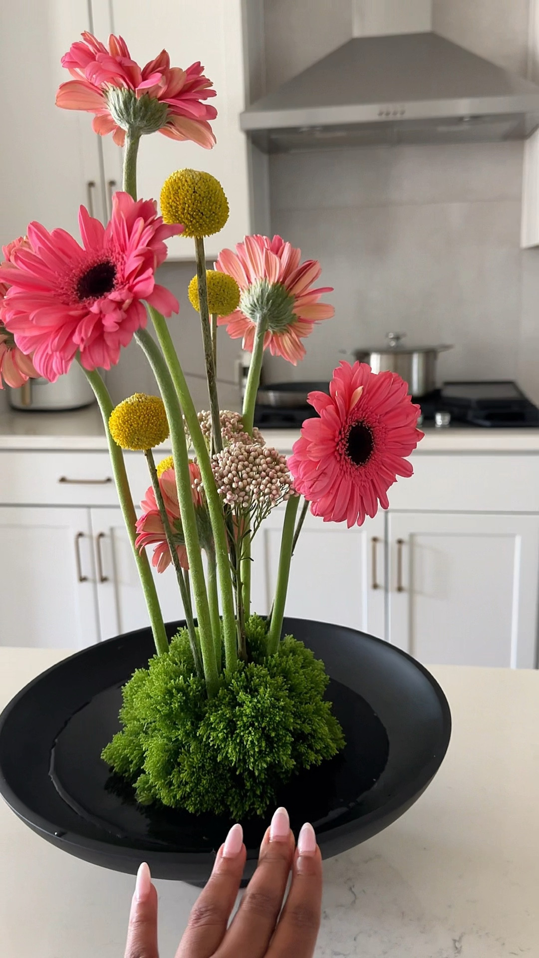 Flower arrangement, ikebana flower arrangement, home decor, decor inspo

#LTKHalloween #LTKHome #LTKFindsUnder50