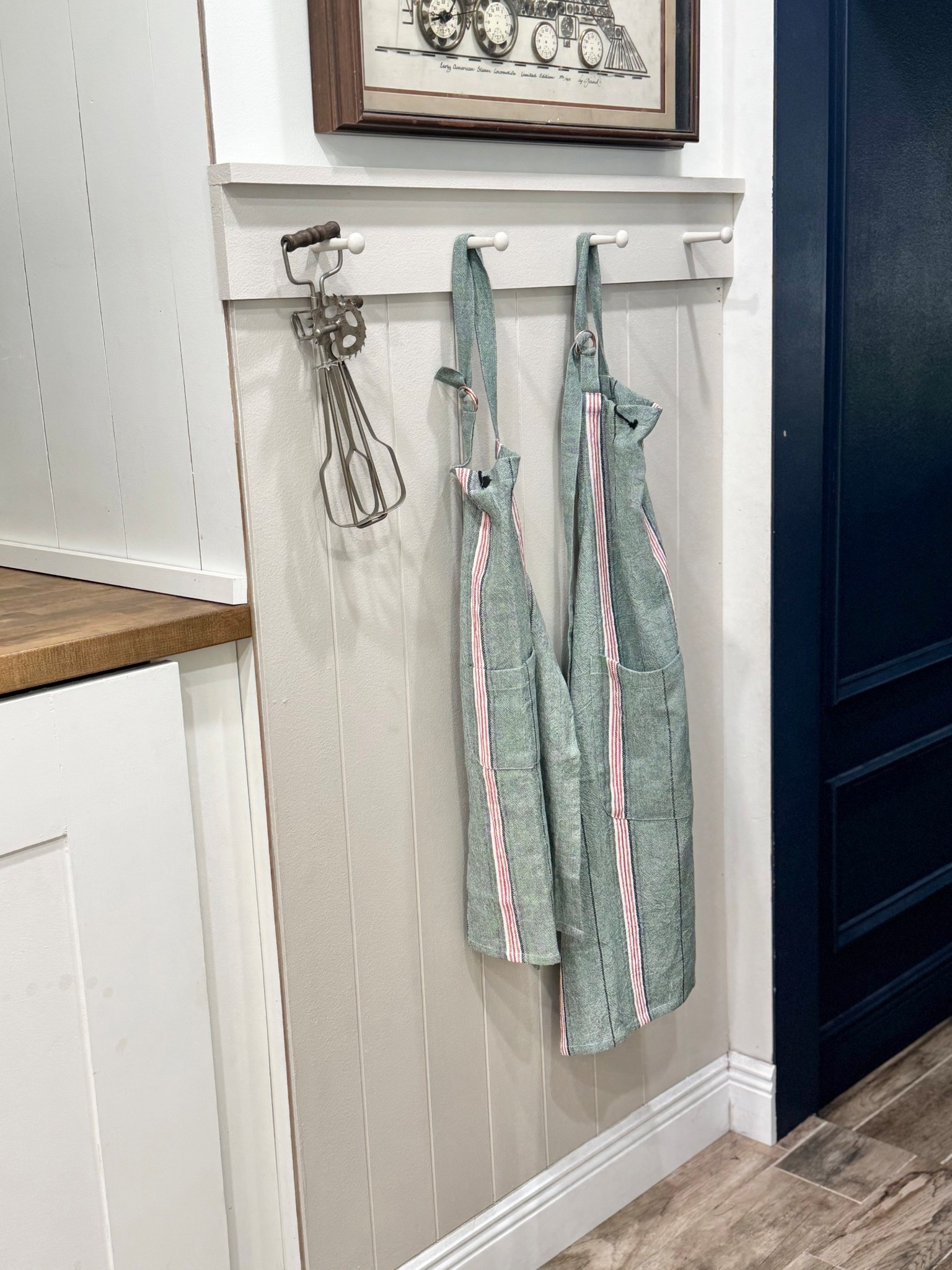 Christmas kids apron, Christmas adult apron, hearth and hand apron, Christmas apron, christmas kitchen decor 

#LTKFamily #LTKGiftGuide #LTKHoliday