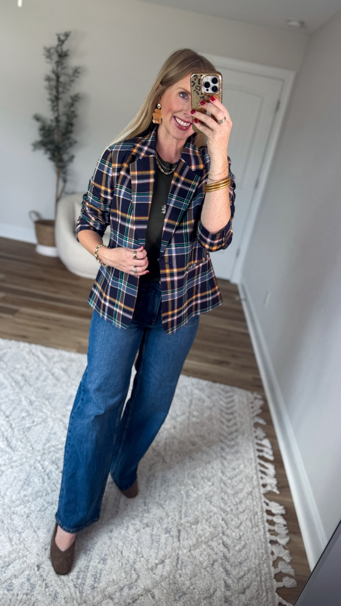 Daily try on, Walmart outfit, Walmart fashion, Walmart try on, free assembly, plaid blazer

#LTKootd