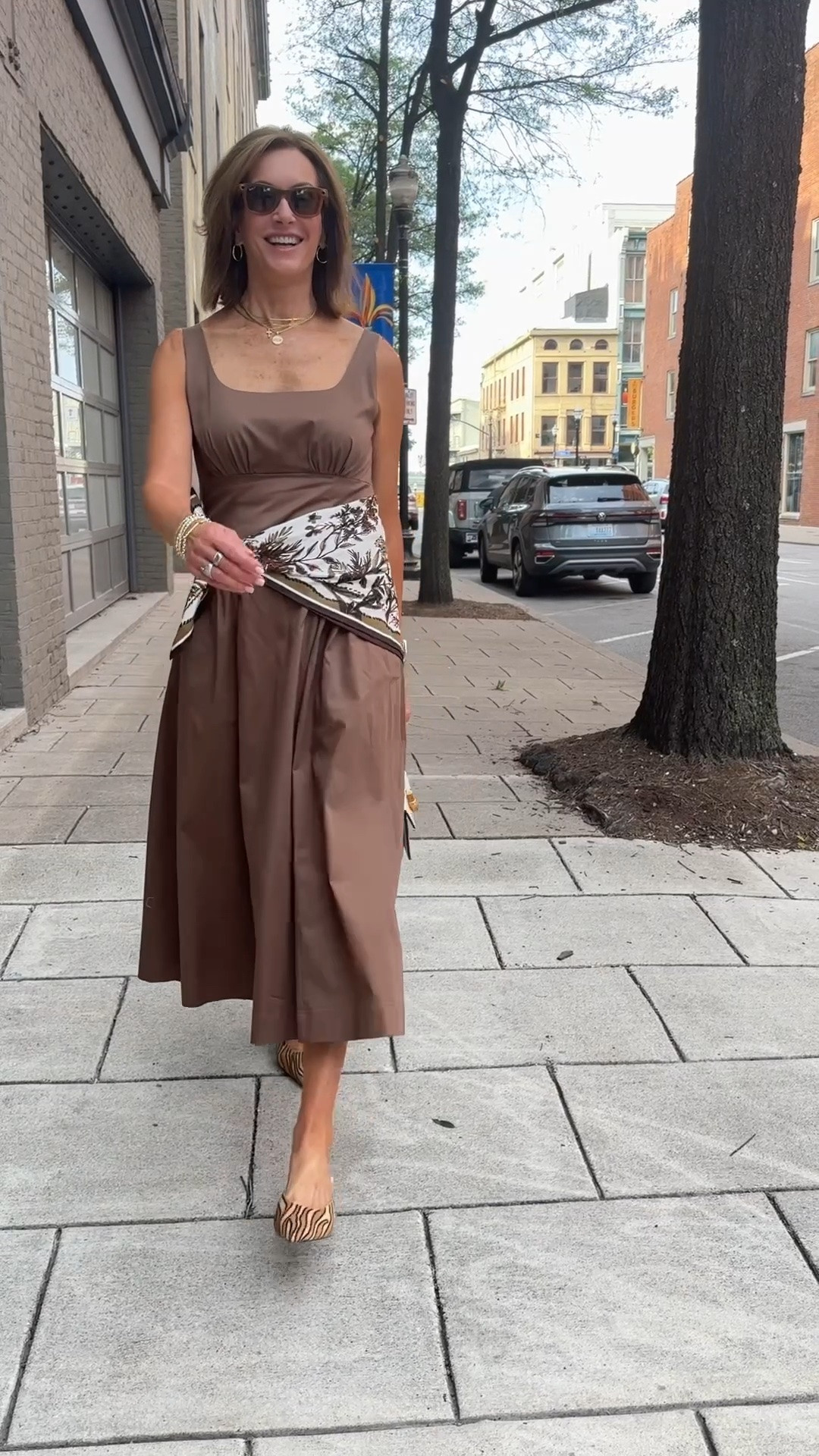 Date night dress - size 8 


Wedding guest 
Event dress 
Fall dress

#LTKSaleAlert #LTKWedding #LTKootd