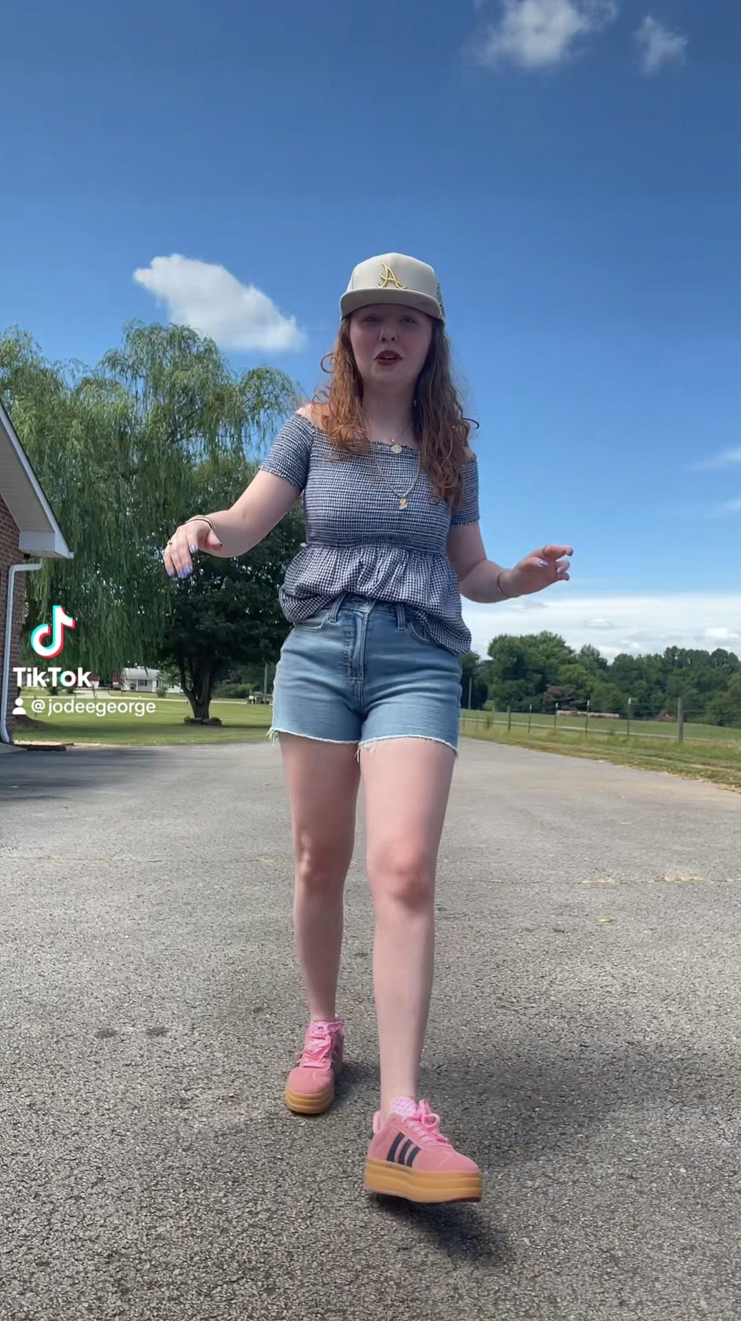 summer outfit, game day outfit, baseball game outfit, denim shorts outfit 

#LTKVideo #LTKSaleAlert #LTKBacktoSchool