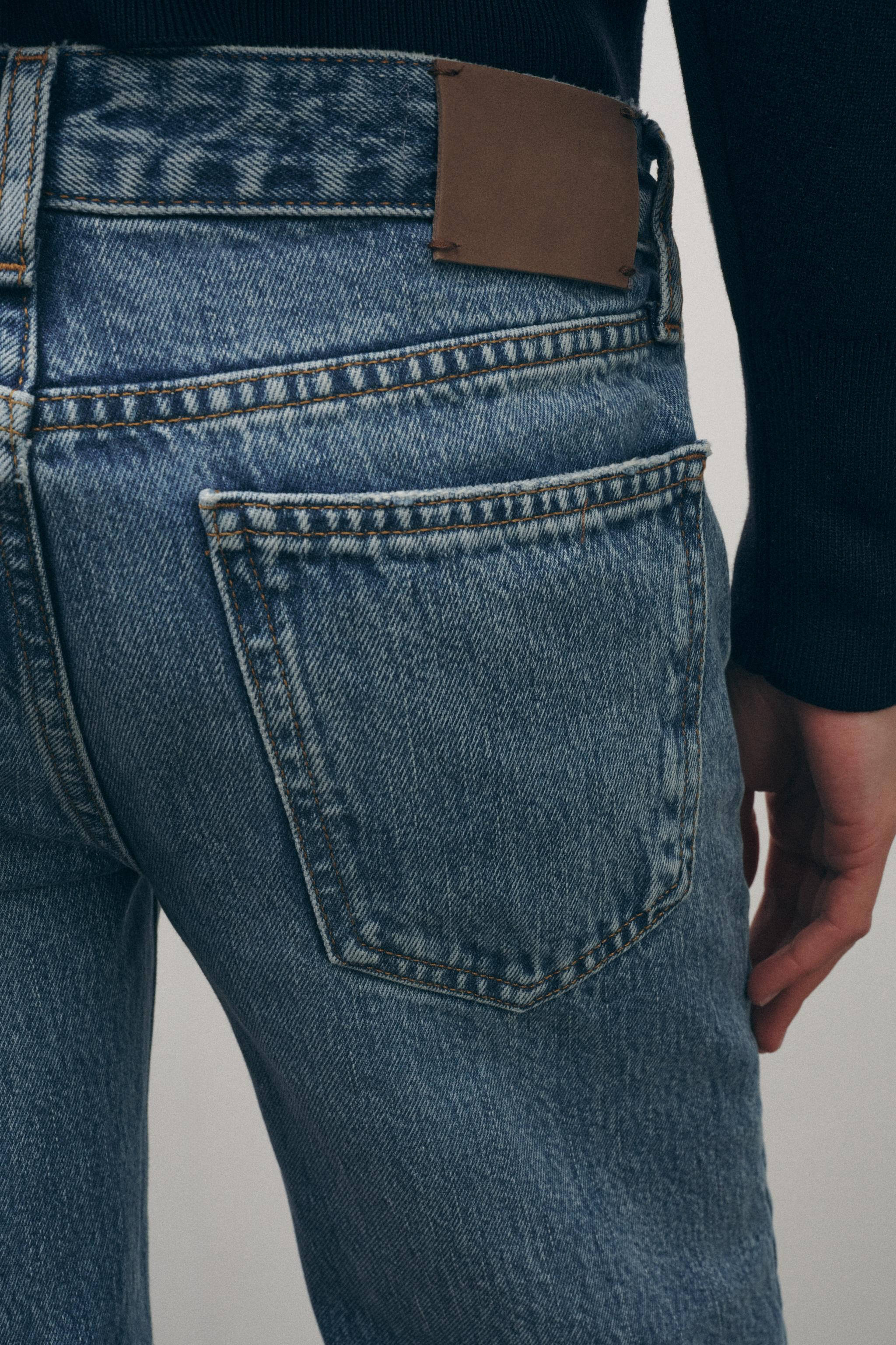 ZW COLLECTION LOW-RISE BOOTCUT FULL-LENGTH JEANS | Zara US